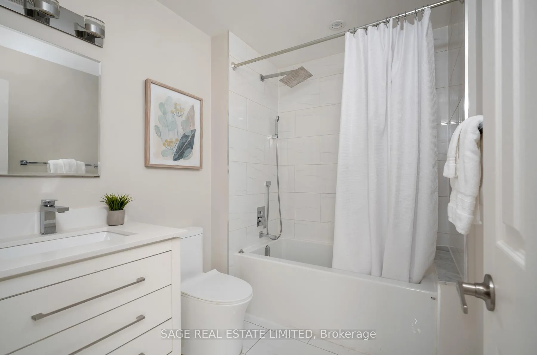 Photo 20 of Unit 205, 980 Yonge Street, Toronto, The Annex — HOMEH