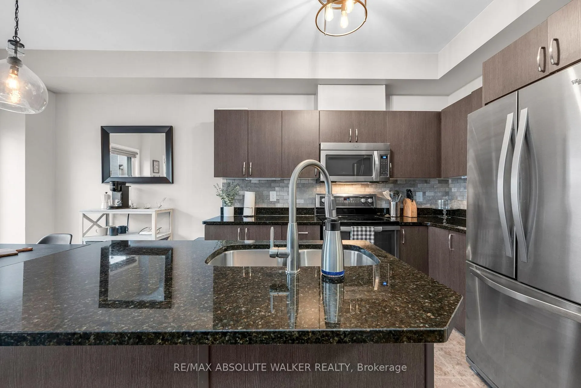 Photo 13 of 33 Dundalk Private, Ottawa, Barrhaven - Stonebridge — HOMEH