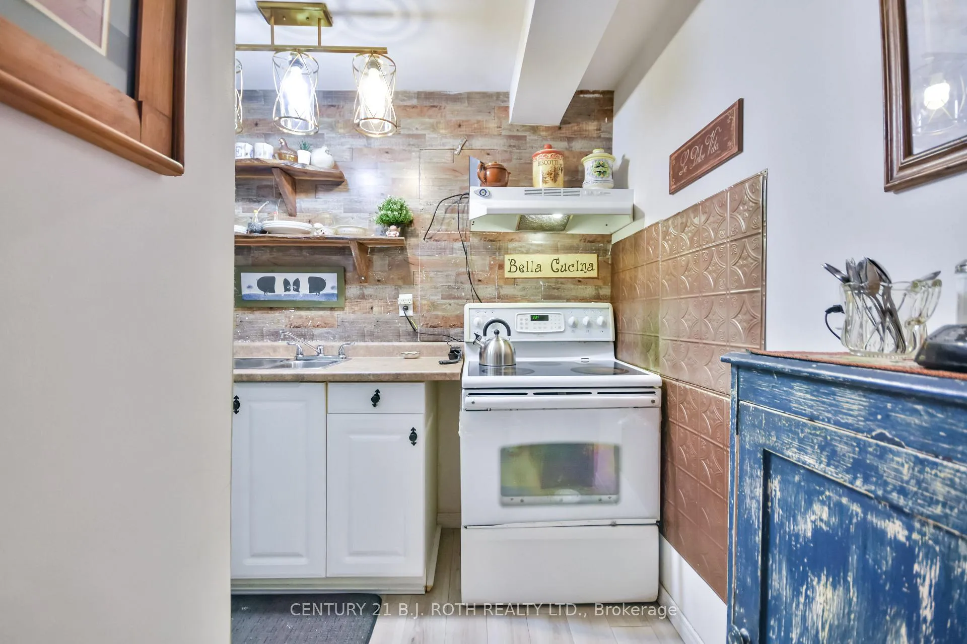 Photo 22 of 37 Nicholson Drive, Barrie, Ardagh — HOMEH