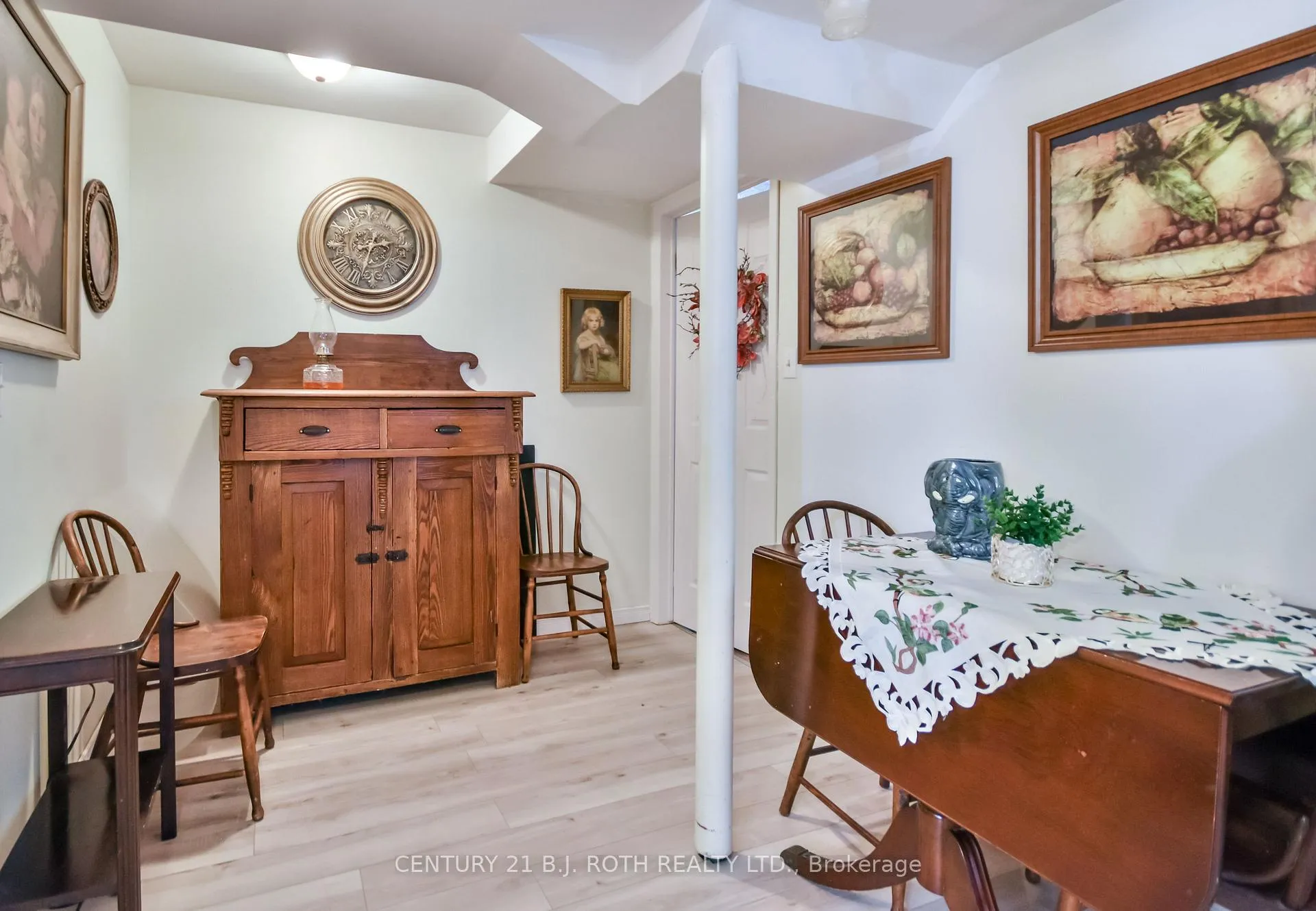 Photo 26 of 37 Nicholson Drive, Barrie, Ardagh — HOMEH