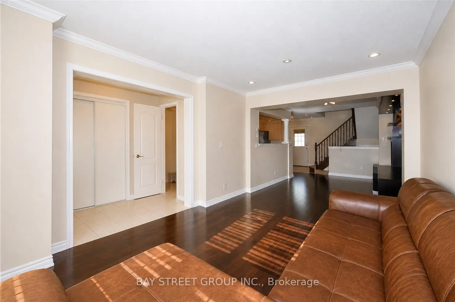 Photo 4 of 506 Bur Oak Avenue, Markham, Berczy — HOMEH