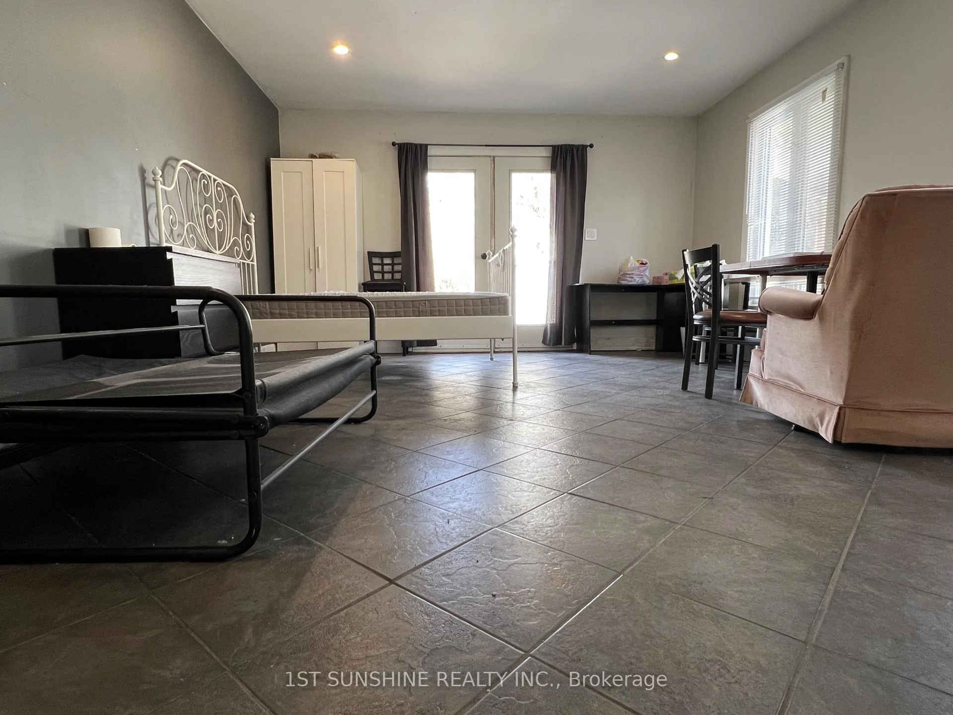 Photo 2 of Unit #Back Unit, 128 Arkell Street, Hamilton, Westdale — HOMEH