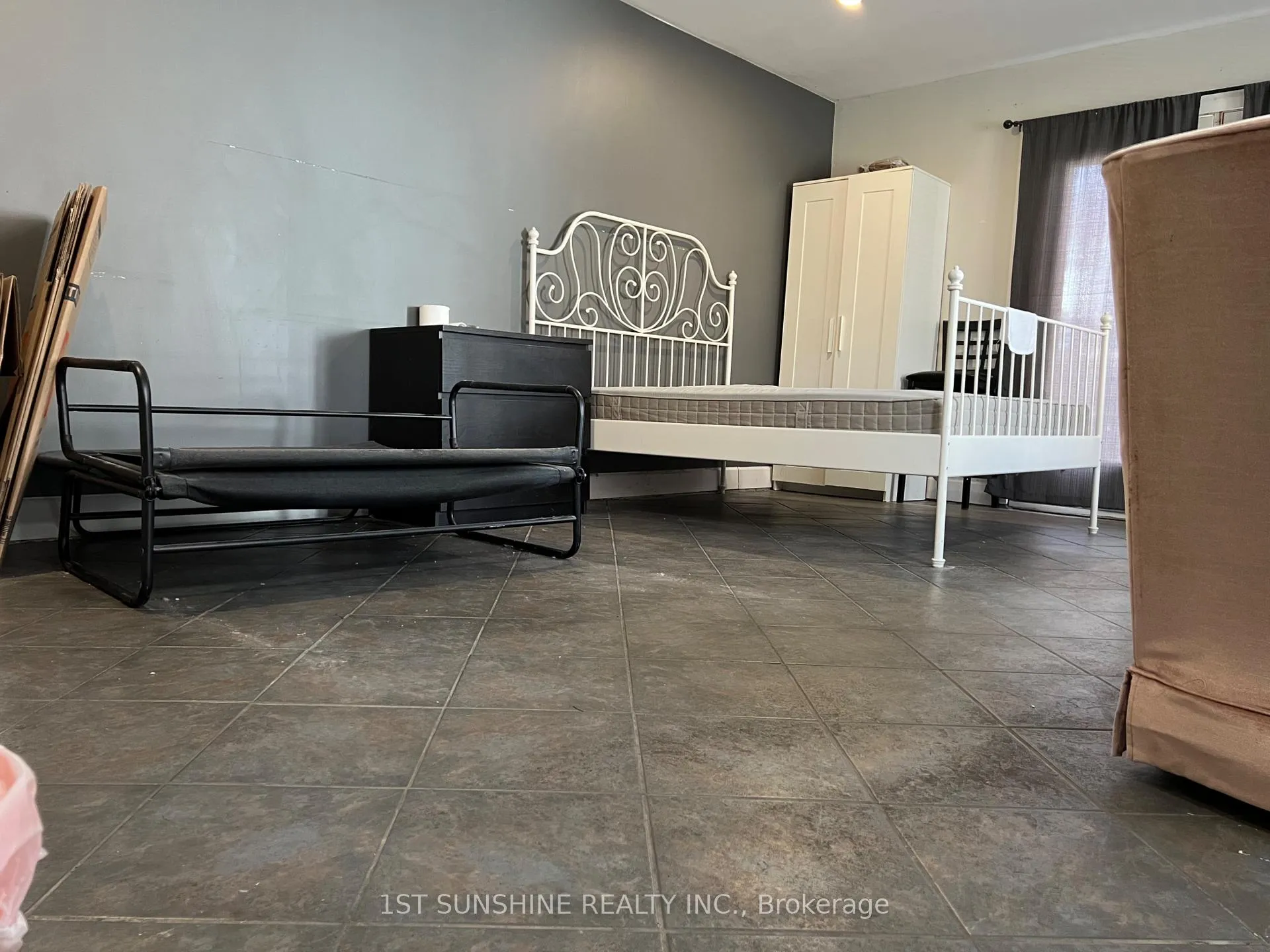Photo 3 of Unit #Back Unit, 128 Arkell Street, Hamilton, Westdale — HOMEH