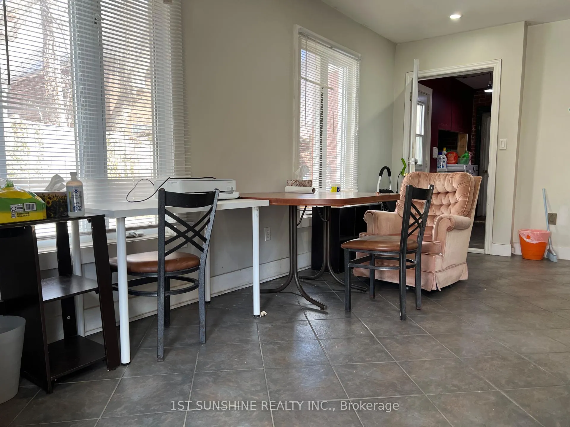 Photo 4 of Unit #Back Unit, 128 Arkell Street, Hamilton, Westdale — HOMEH