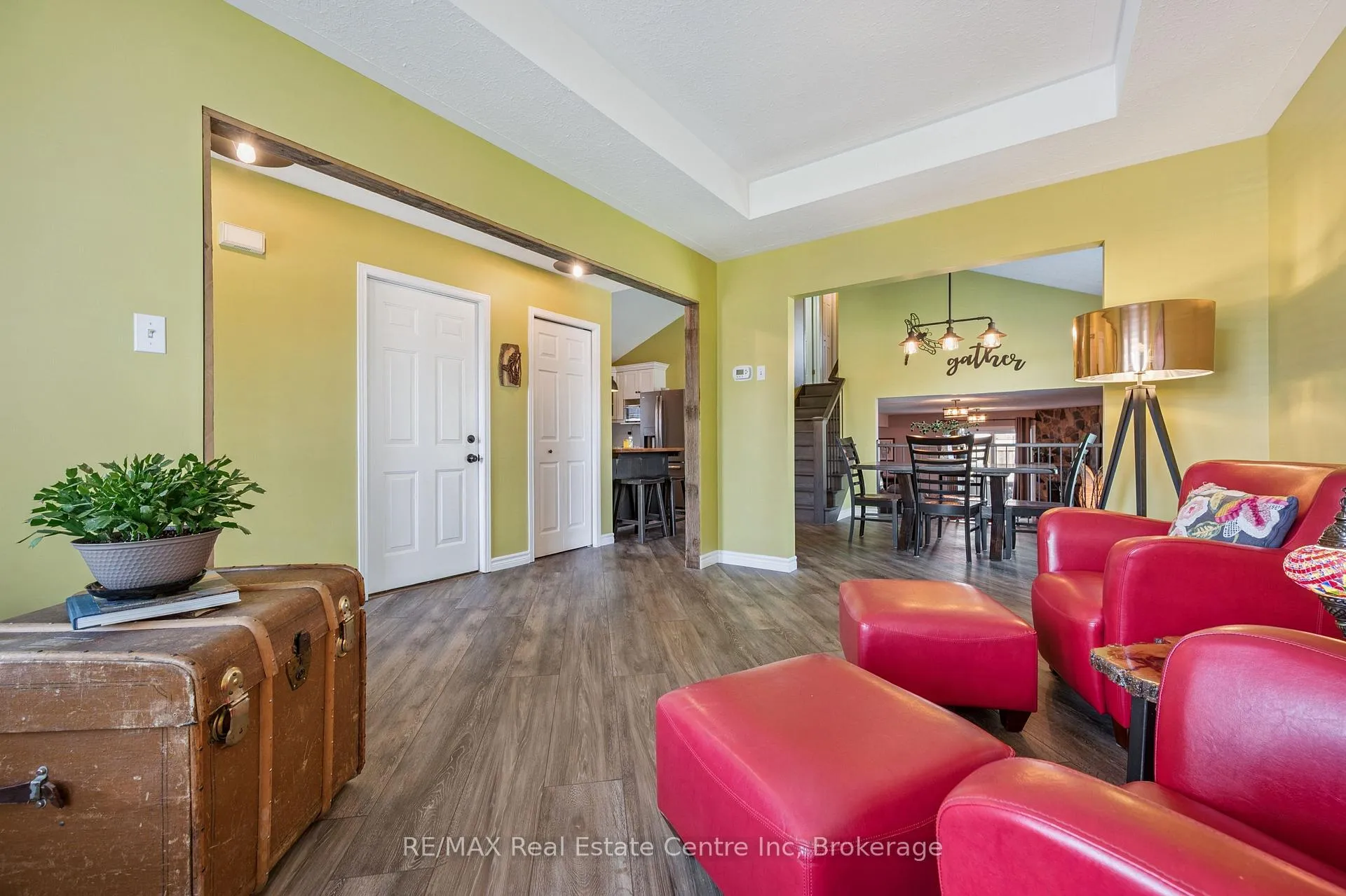 Photo 15 of 76 Abbeywood Crescent, Guelph, Willow West/Sugarbush/West Acres — HOMEH