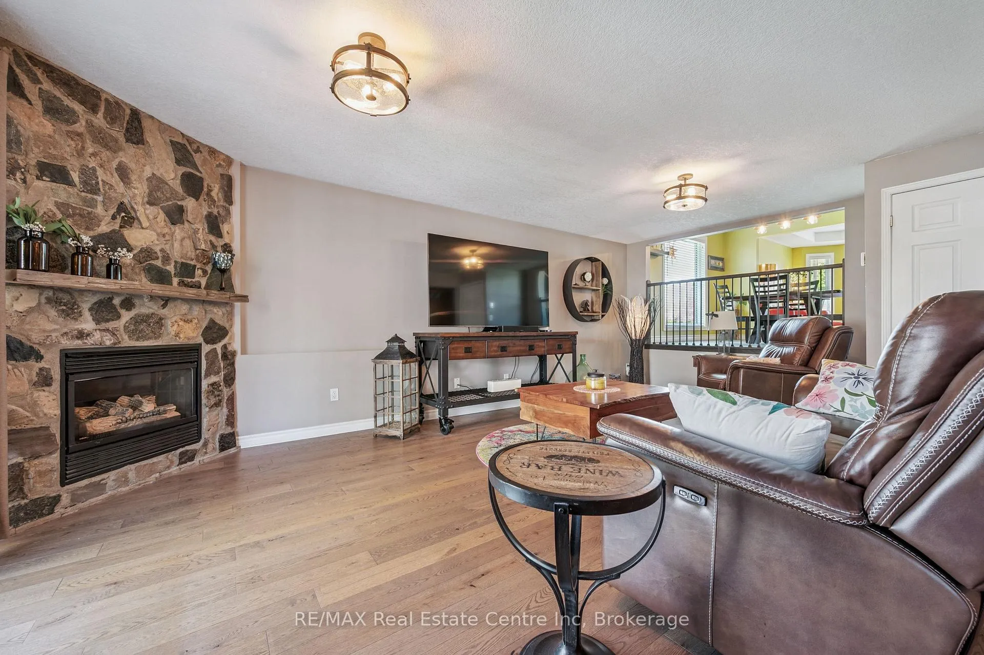 Photo 24 of 76 Abbeywood Crescent, Guelph, Willow West/Sugarbush/West Acres — HOMEH