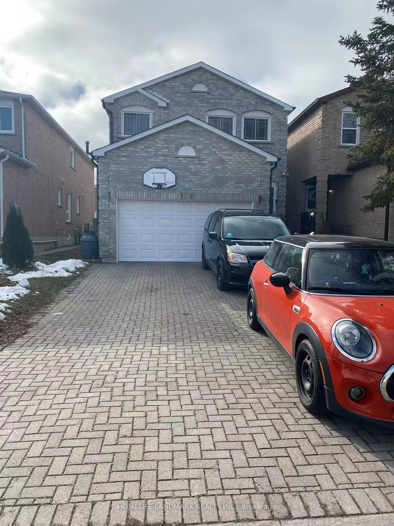 Photo 12 of 102 Chloe Crescent, Markham, Middlefield — HOMEH