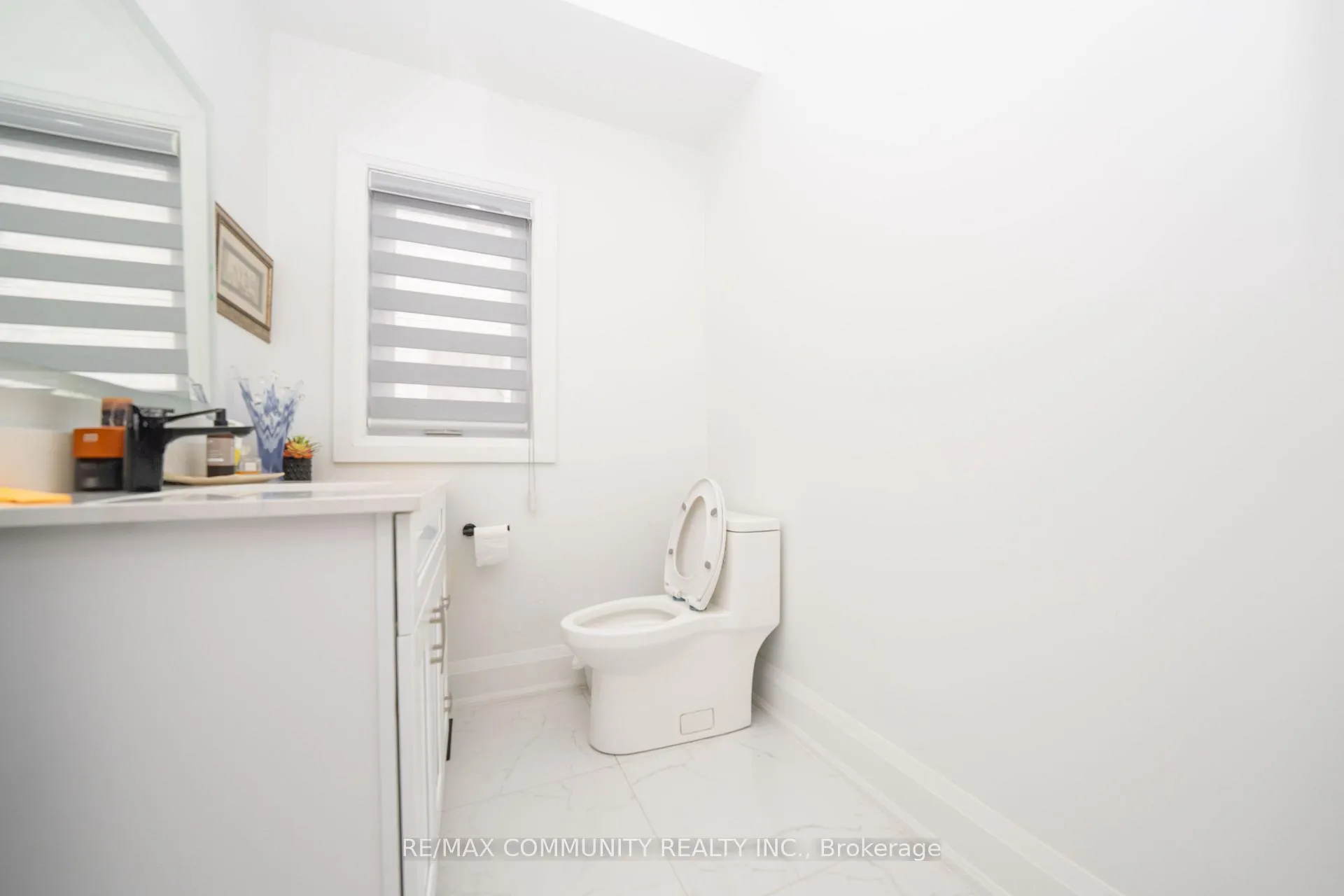 Photo 8 of 75A Kitchener Road, Scarborough, West Hill — HOMEH