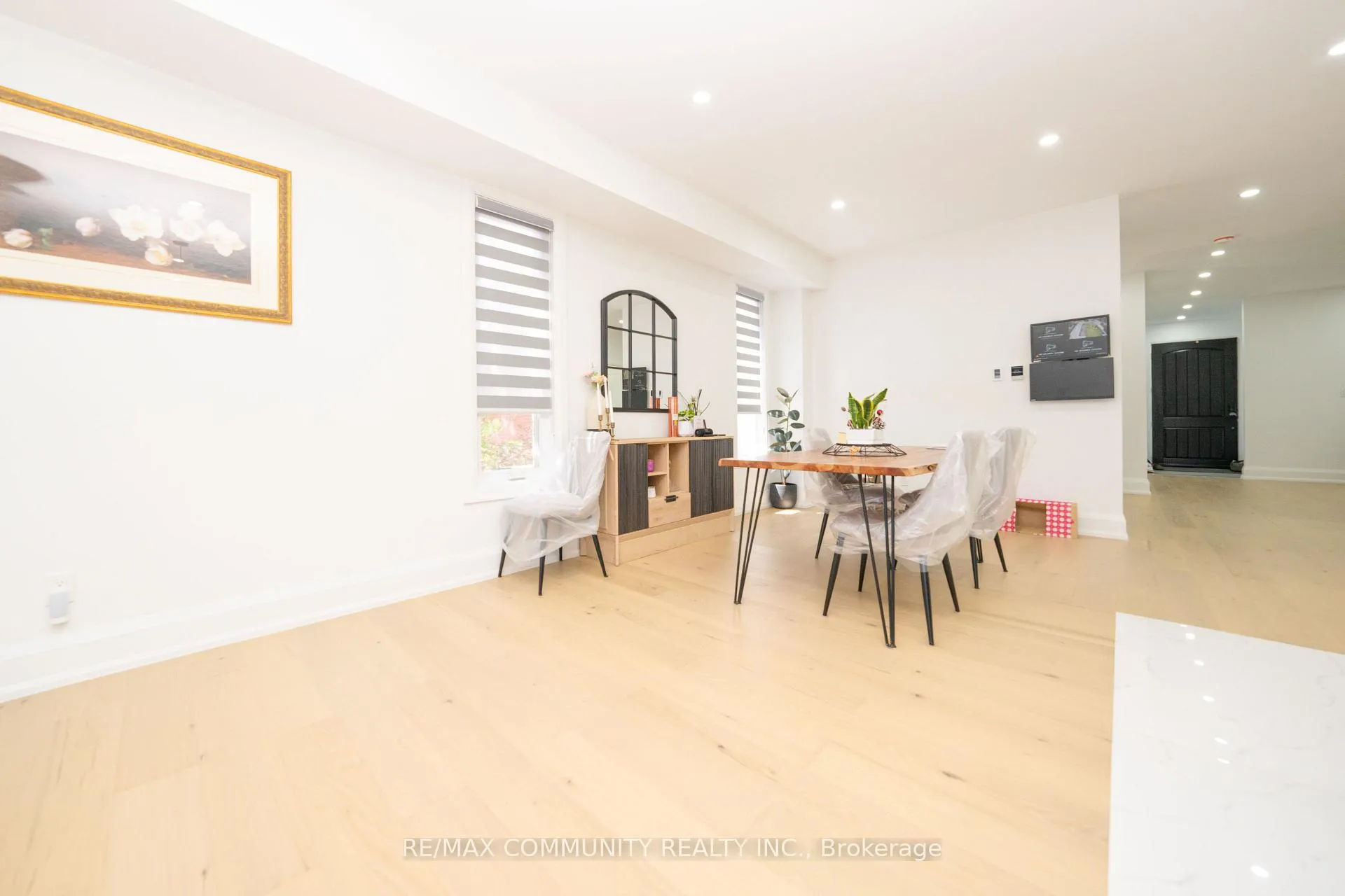 Photo 12 of 75A Kitchener Road, Scarborough, West Hill — HOMEH