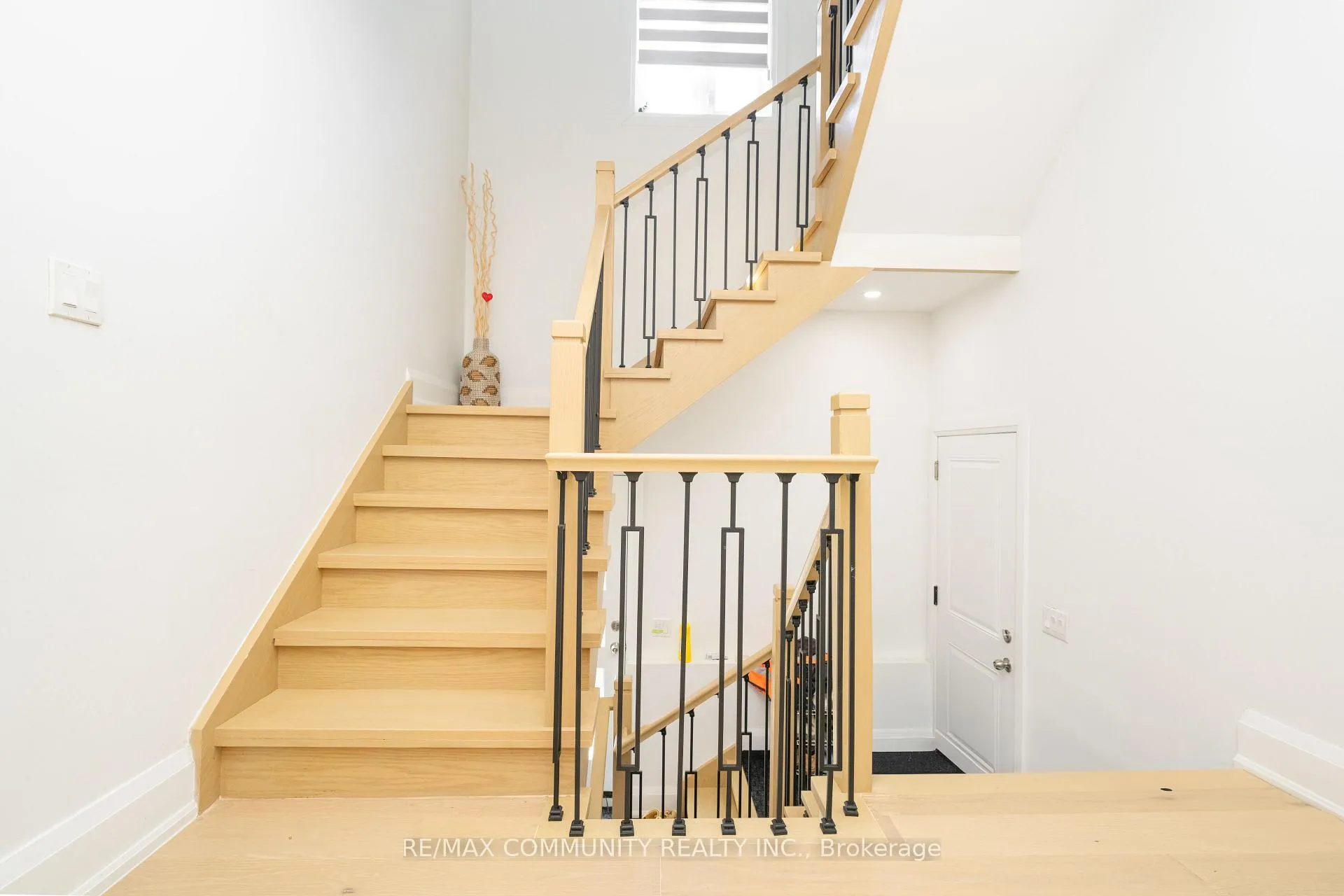 Photo 15 of 75A Kitchener Road, Scarborough, West Hill — HOMEH