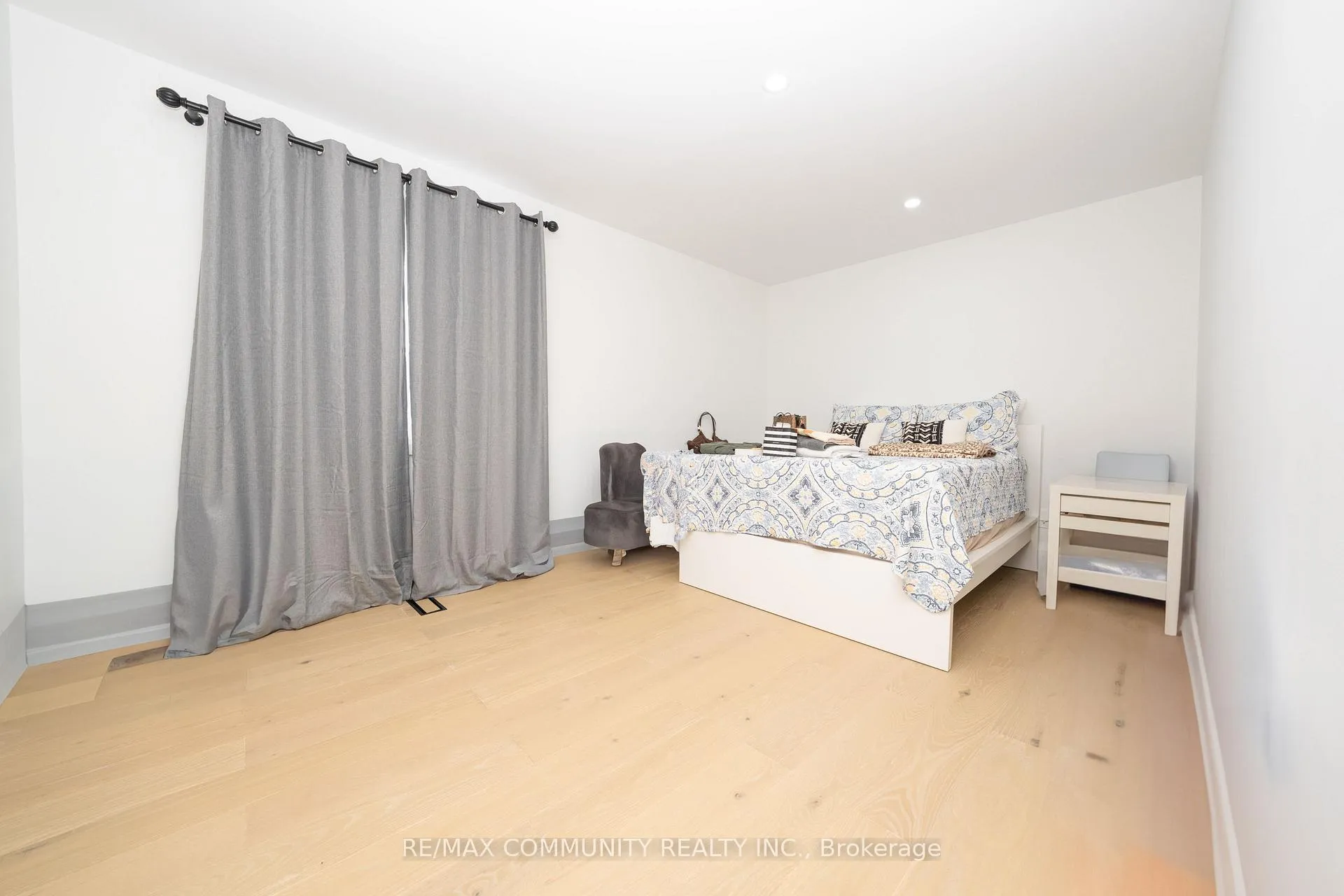 Photo 22 of 75A Kitchener Road, Scarborough, West Hill — HOMEH