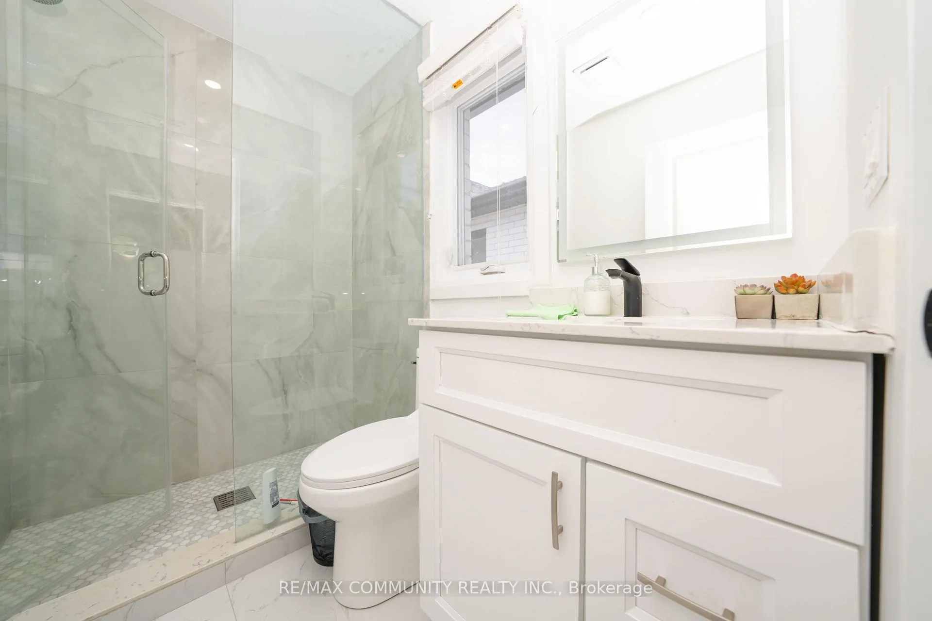 Photo 23 of 75A Kitchener Road, Scarborough, West Hill — HOMEH