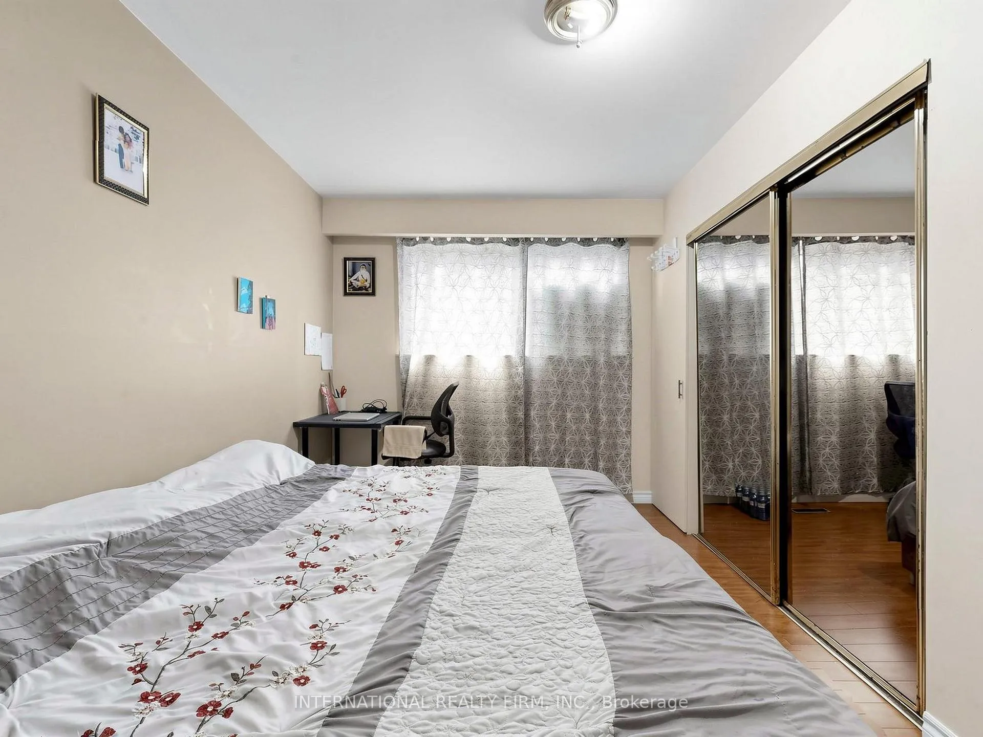 Photo 23 of 33 Danesbury Crescent, Brampton, Southgate — HOMEH