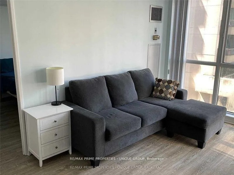 Photo 11 of Unit 512, 736 Bay Street, Toronto, Bay Street Corridor — HOMEH