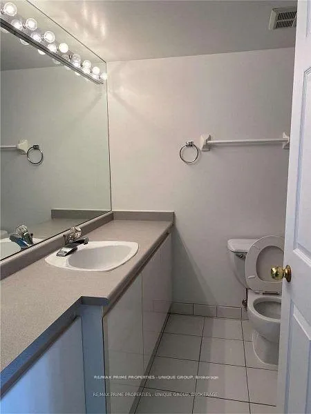 Photo 14 of Unit 512, 736 Bay Street, Toronto, Bay Street Corridor — HOMEH