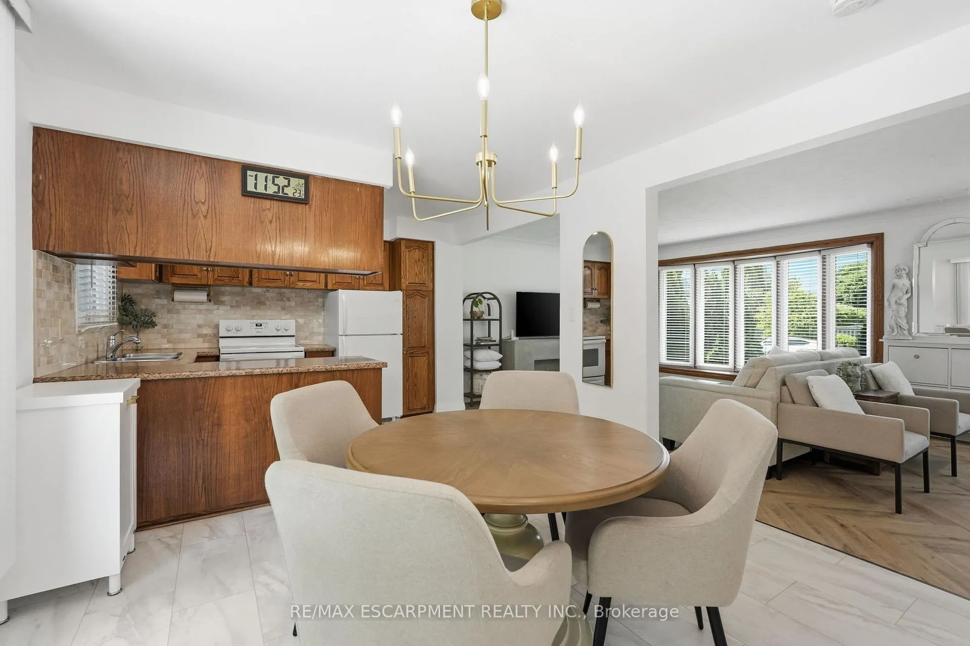 Photo 18 of 169 Seminole Road, Hamilton, Ancaster — HOMEH