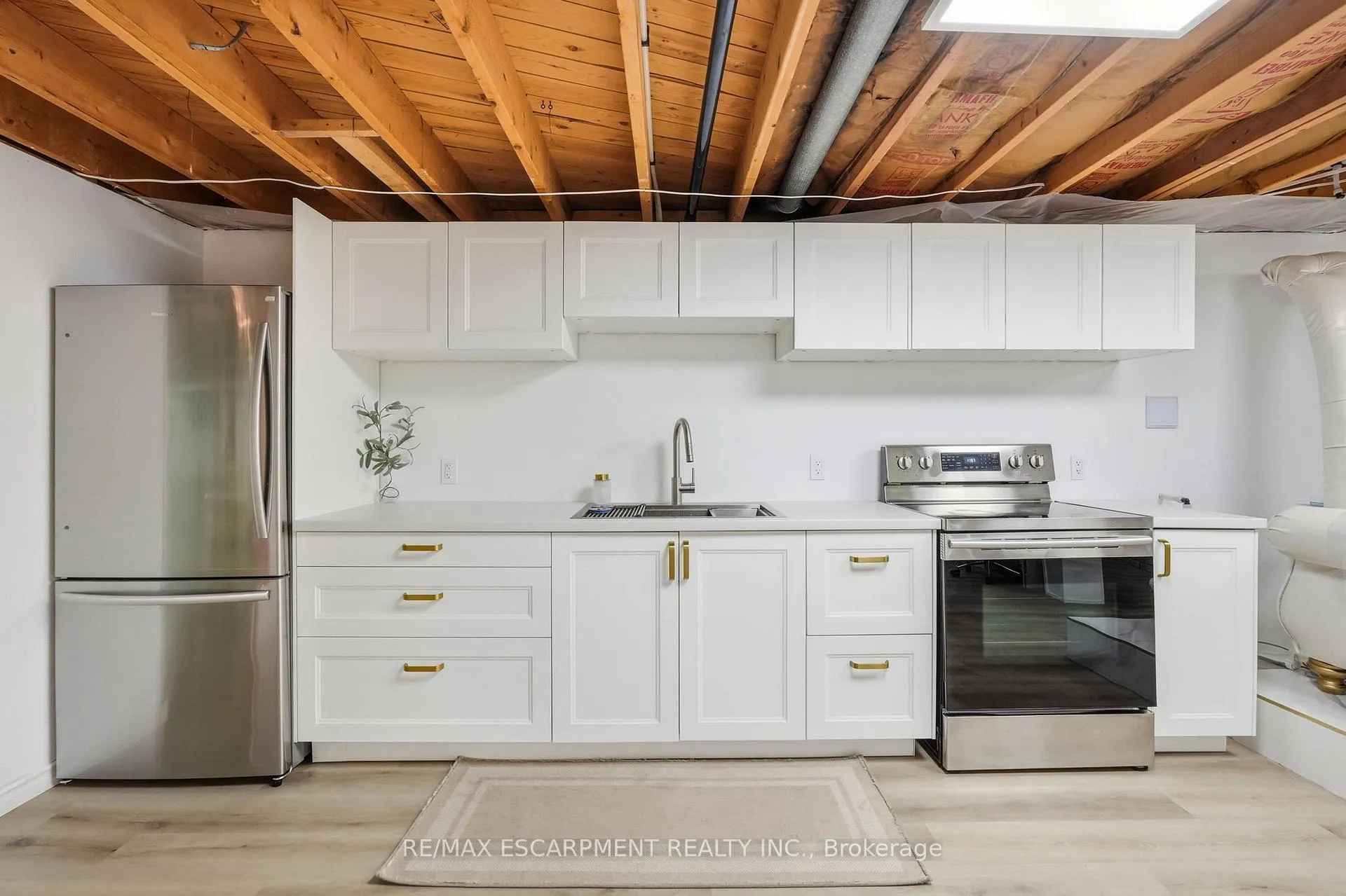 Photo 38 of 169 Seminole Road, Hamilton, Ancaster — HOMEH
