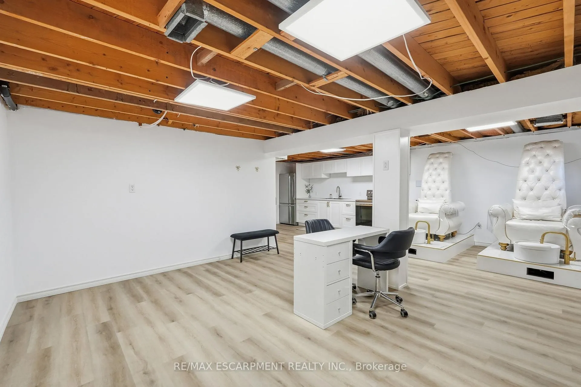 Photo 41 of 169 Seminole Road, Hamilton, Ancaster — HOMEH