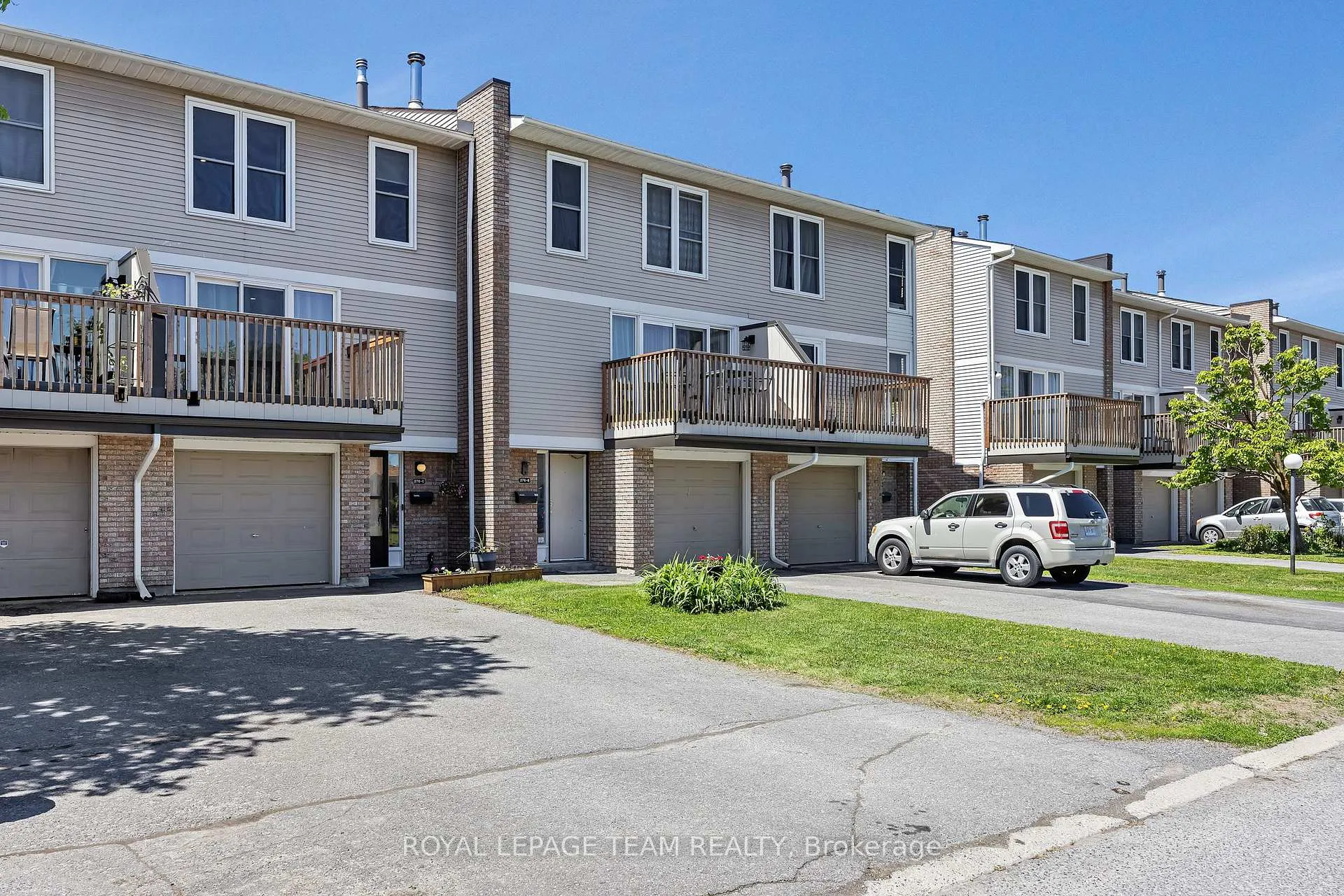 Photo 1 of Unit C, 276 Dalehurst Drive, Ottawa, Tanglewood — HOMEH