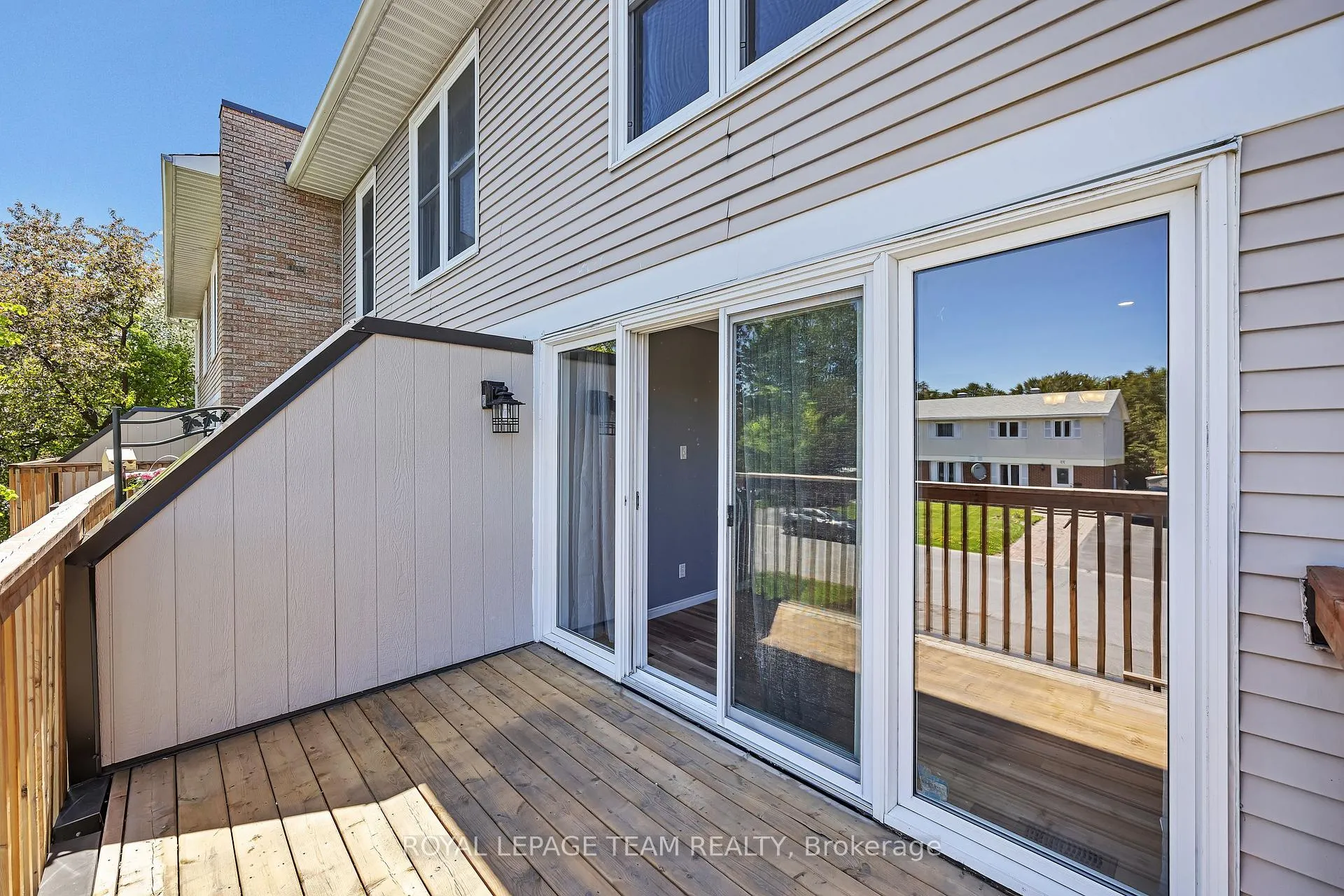 Photo 9 of Unit C, 276 Dalehurst Drive, Ottawa, Tanglewood — HOMEH