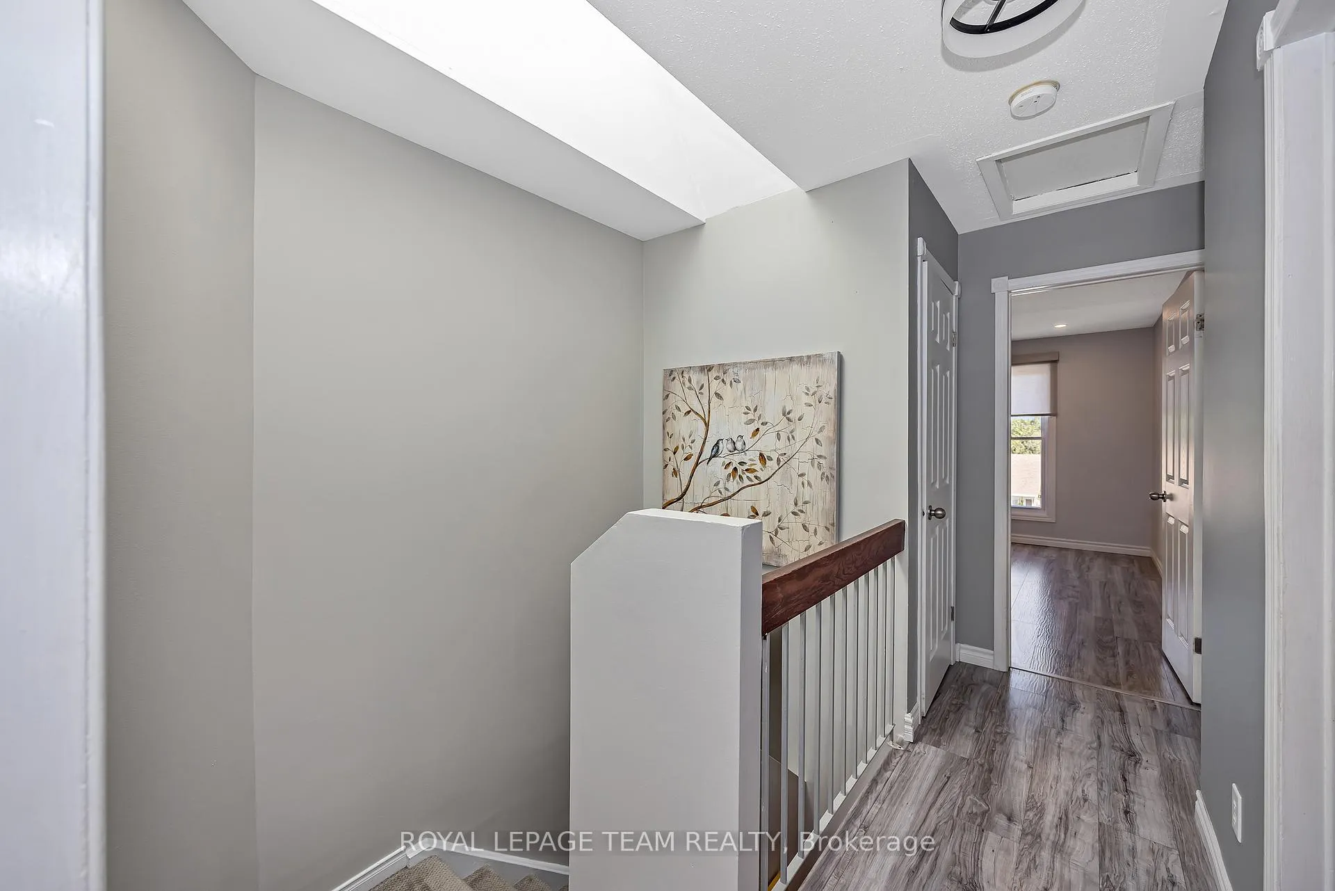 Photo 16 of Unit C, 276 Dalehurst Drive, Ottawa, Tanglewood — HOMEH