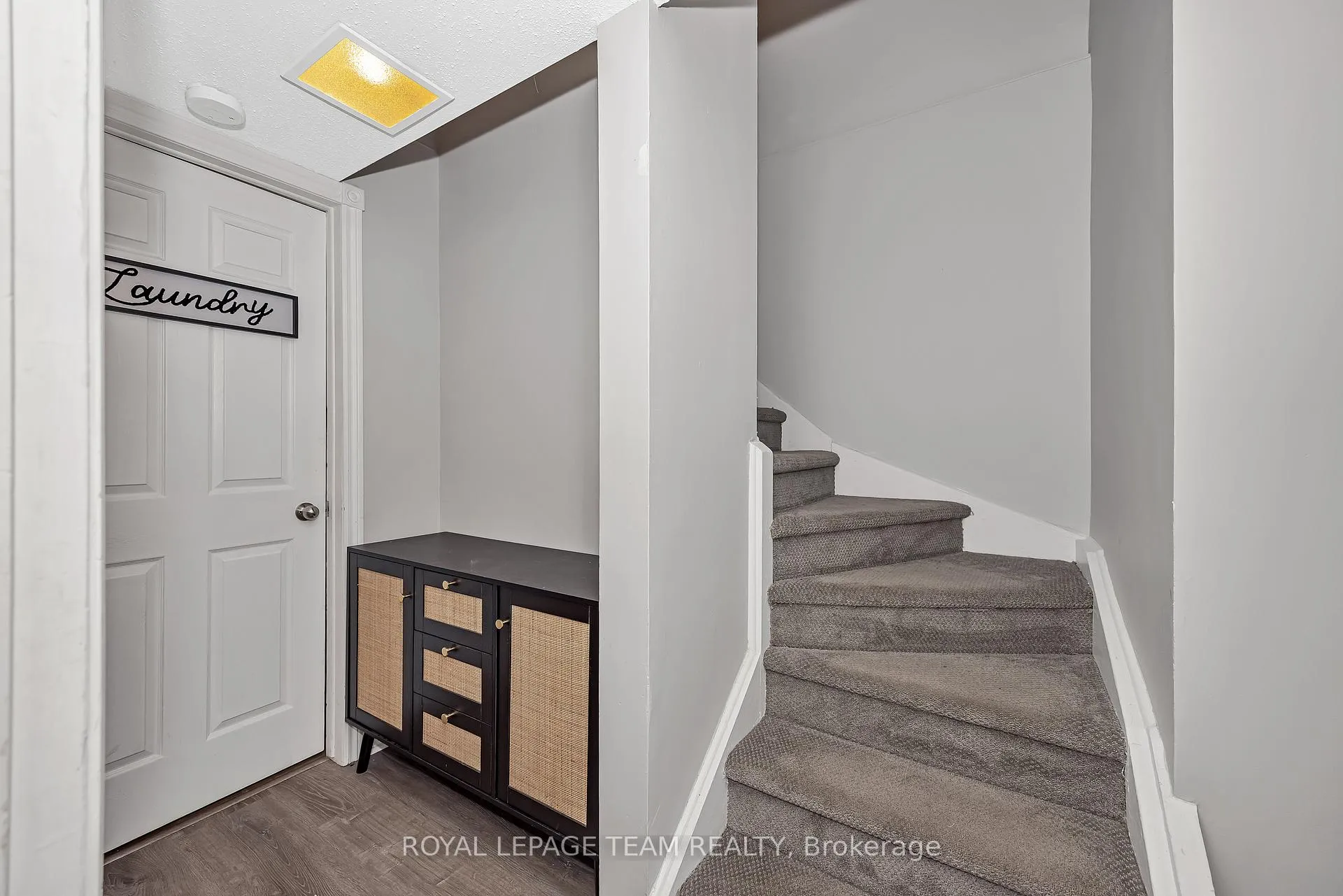 Photo 25 of Unit C, 276 Dalehurst Drive, Ottawa, Tanglewood — HOMEH