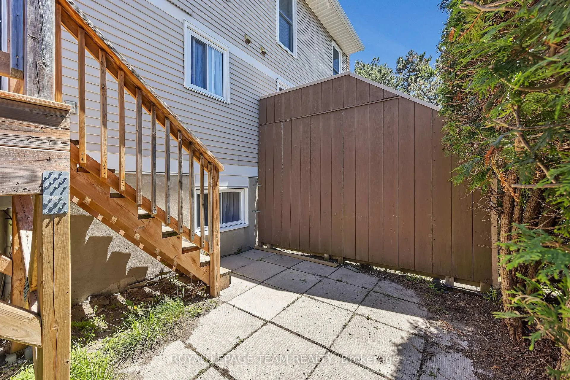 Photo 32 of Unit C, 276 Dalehurst Drive, Ottawa, Tanglewood — HOMEH