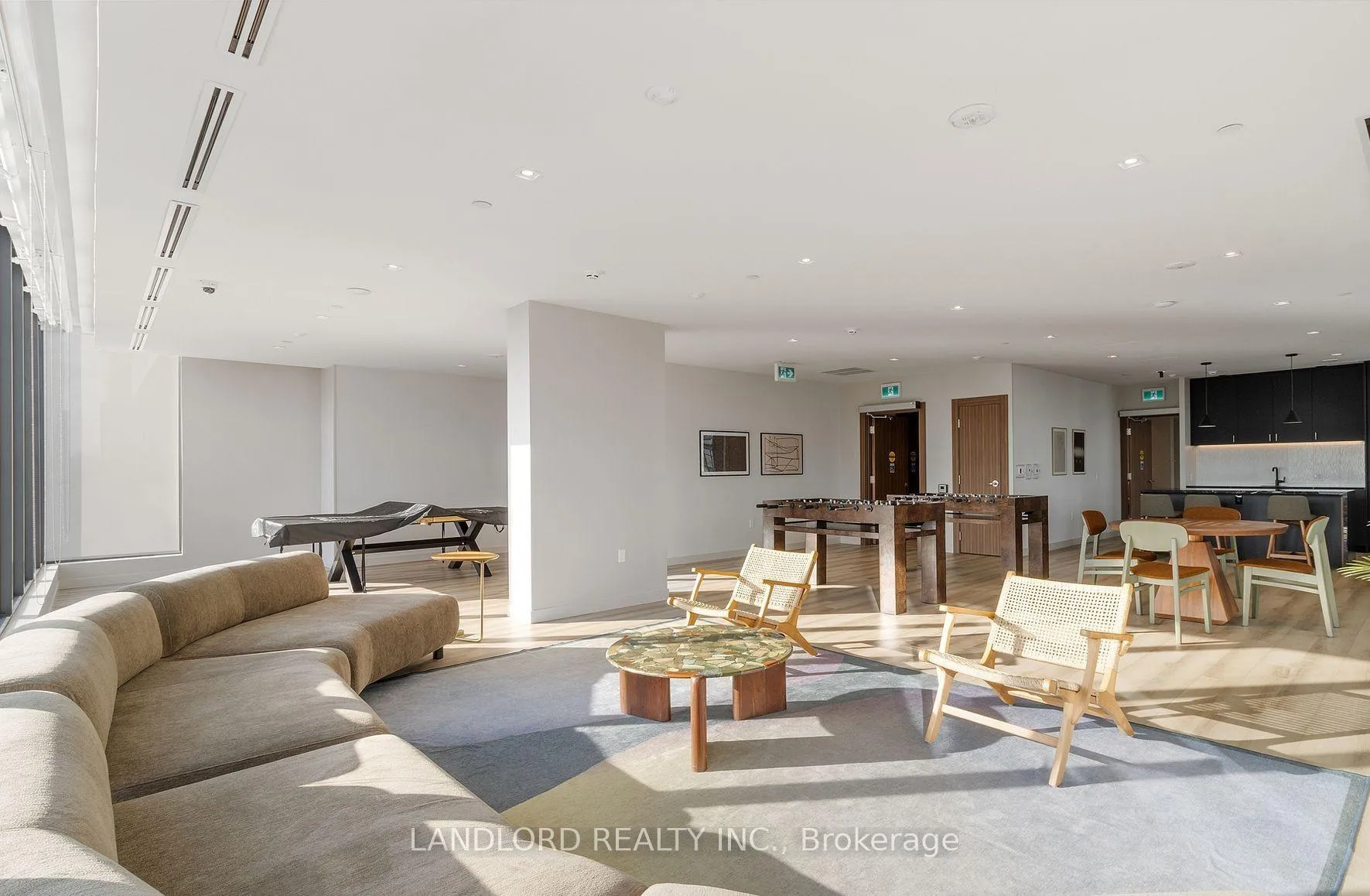 Photo 35 of Unit 501, 9 Tecumseth Street, Toronto, Niagara — HOMEH