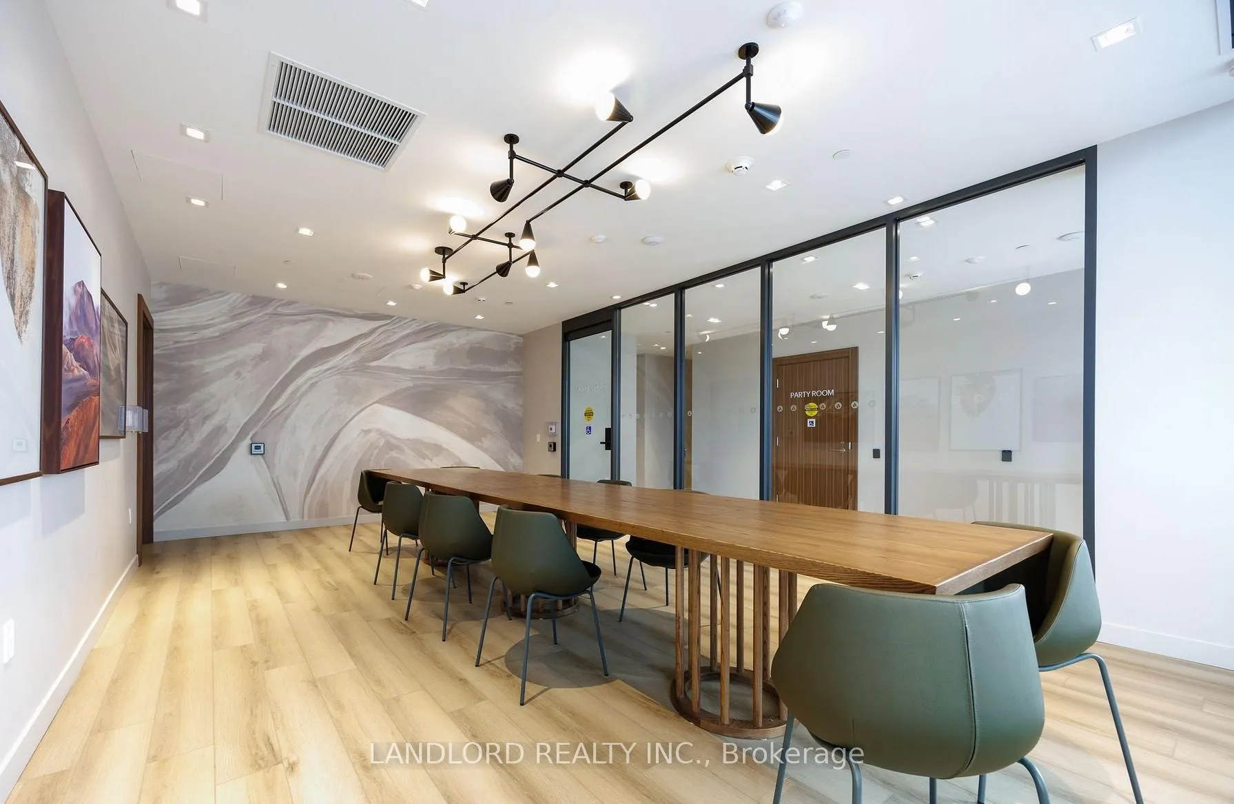 Photo 36 of Unit 501, 9 Tecumseth Street, Toronto, Niagara — HOMEH