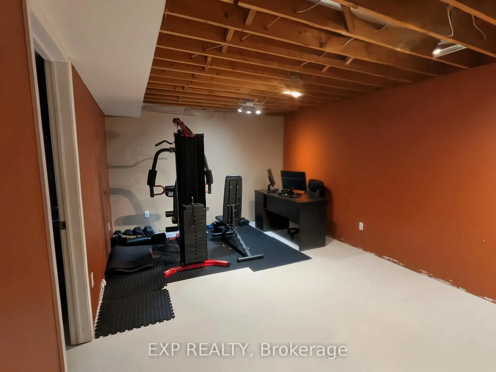 Photo 18 of 5187 Mulberry Drive, Lincoln, Beamsville — HOMEH