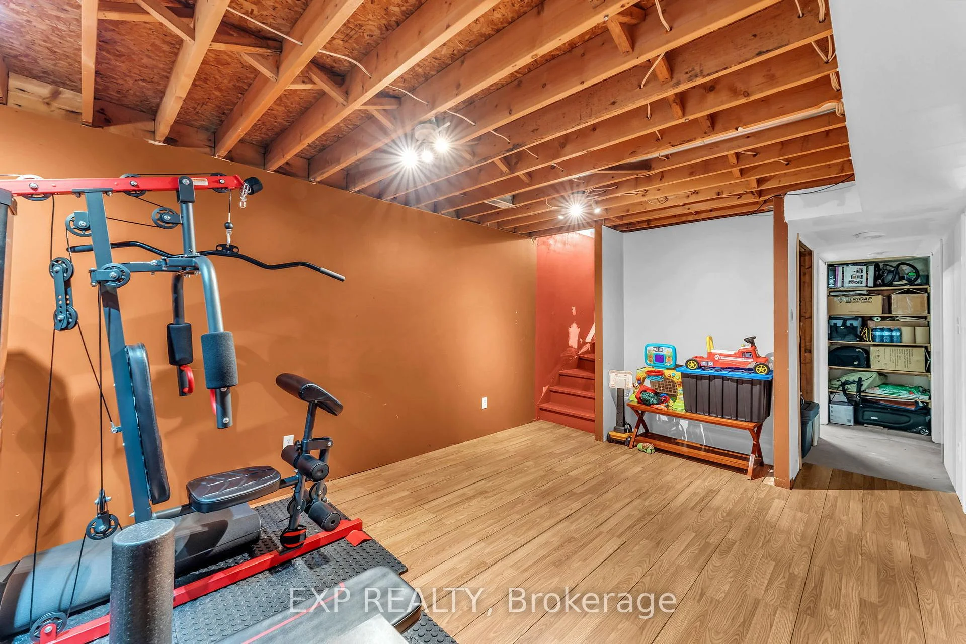 Photo 19 of 5187 Mulberry Drive, Lincoln, Beamsville — HOMEH