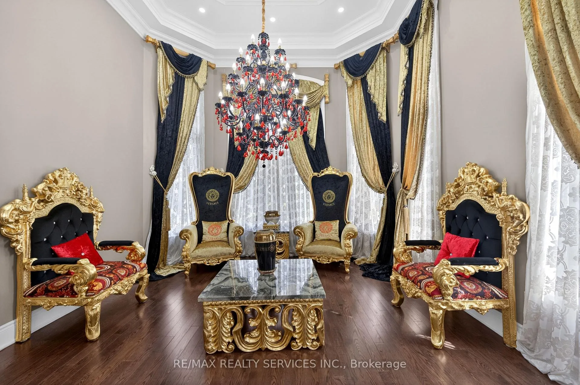 Photo 16 of 28 Pendergast Court, Brampton, Toronto Gore Rural Estate — HOMEH