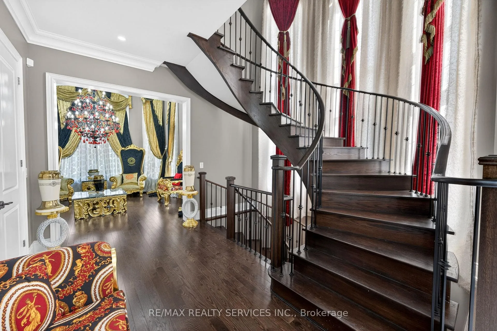 Photo 18 of 28 Pendergast Court, Brampton, Toronto Gore Rural Estate — HOMEH