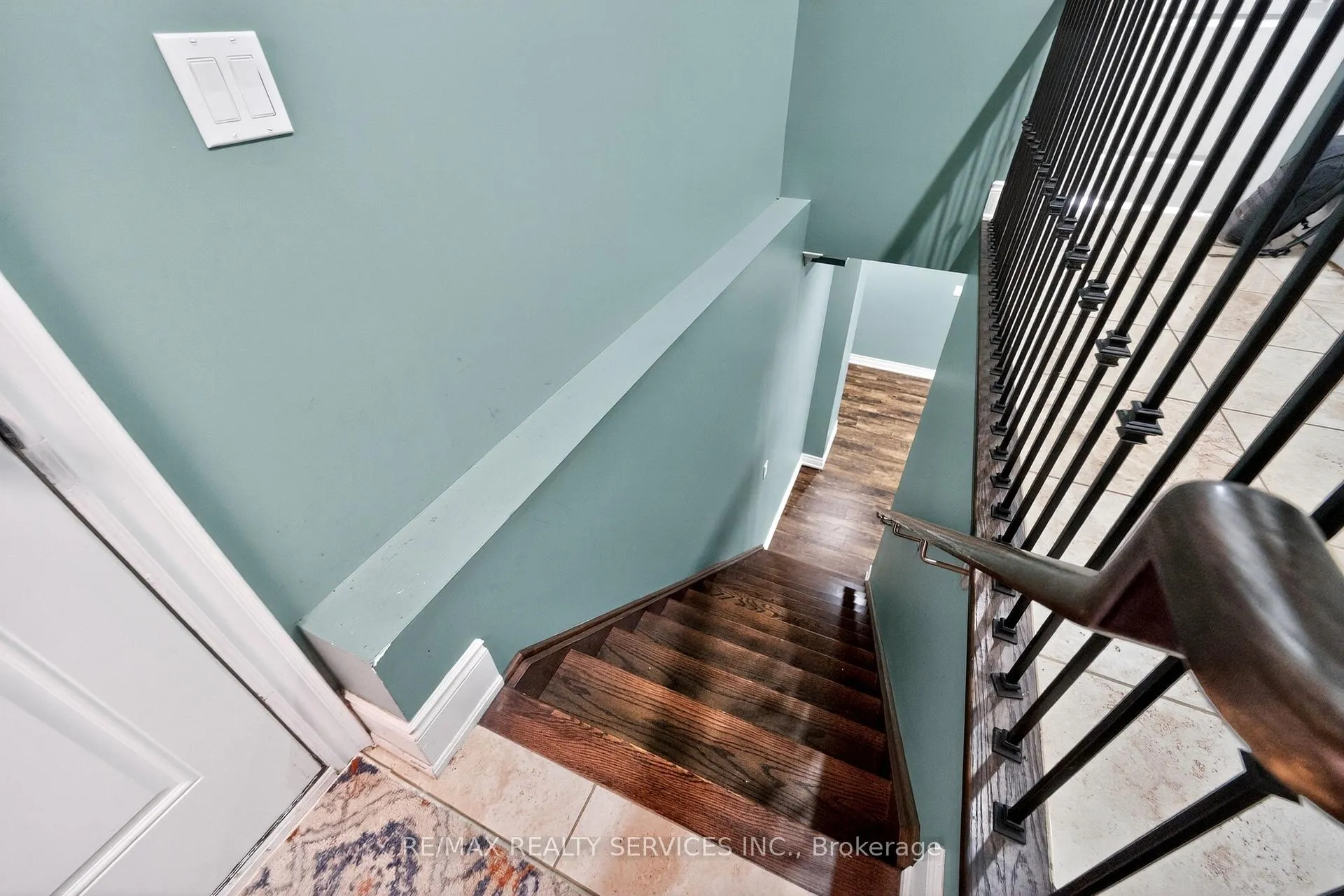 Photo 37 of 28 Pendergast Court, Brampton, Toronto Gore Rural Estate — HOMEH