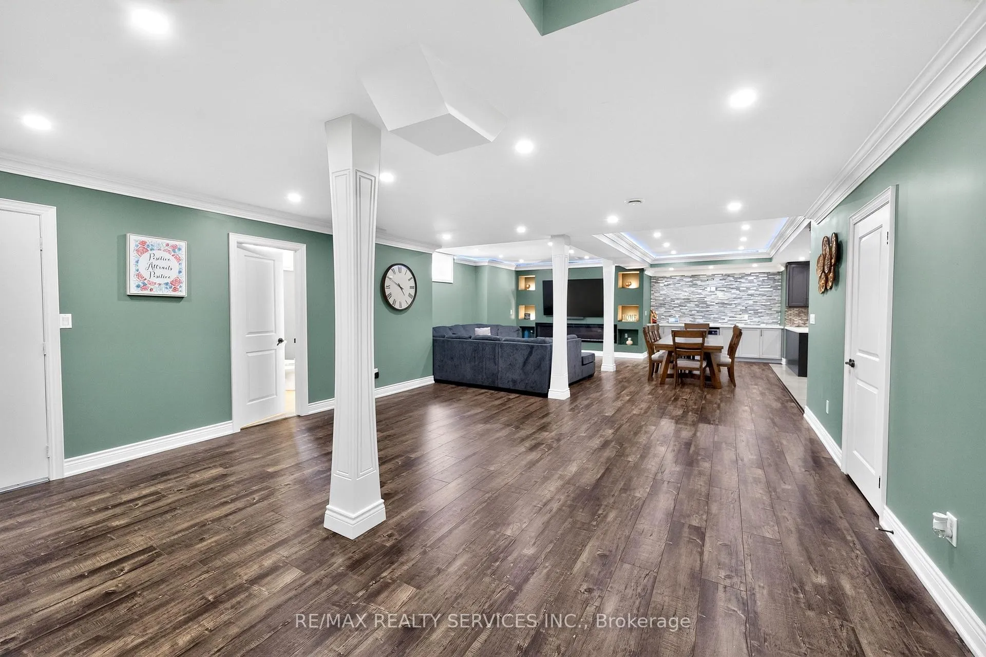 Photo 38 of 28 Pendergast Court, Brampton, Toronto Gore Rural Estate — HOMEH
