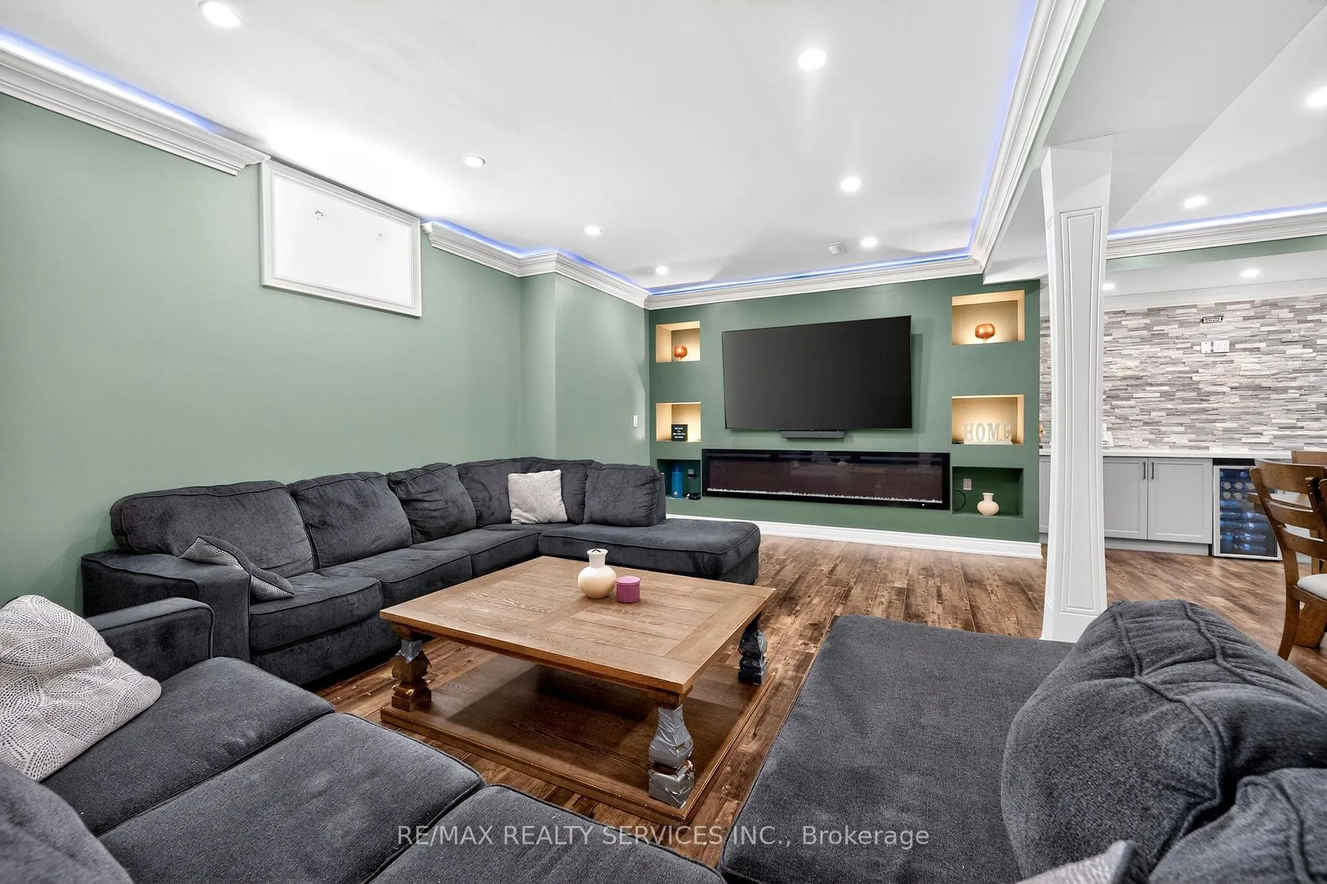 Photo 39 of 28 Pendergast Court, Brampton, Toronto Gore Rural Estate — HOMEH