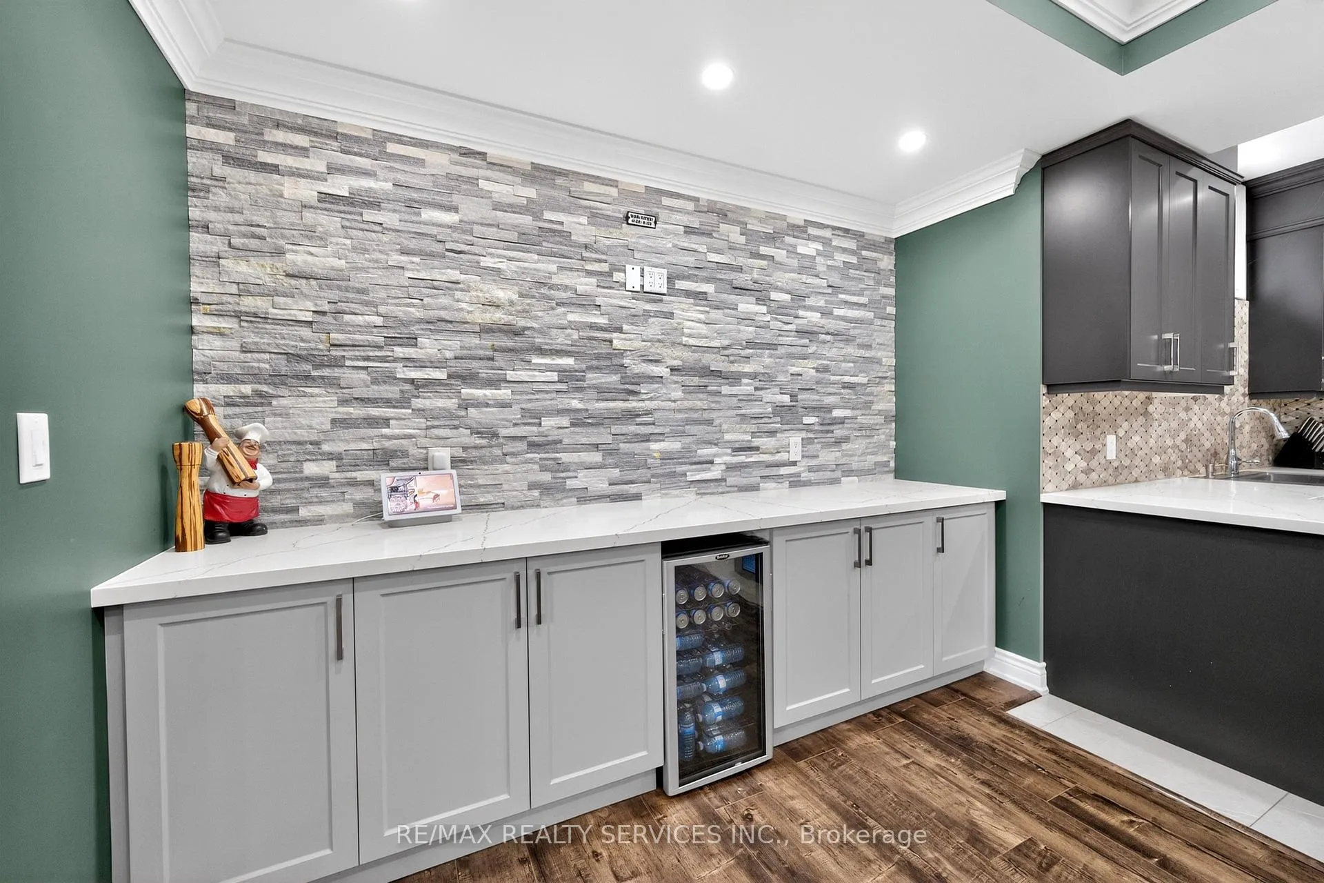 Photo 42 of 28 Pendergast Court, Brampton, Toronto Gore Rural Estate — HOMEH