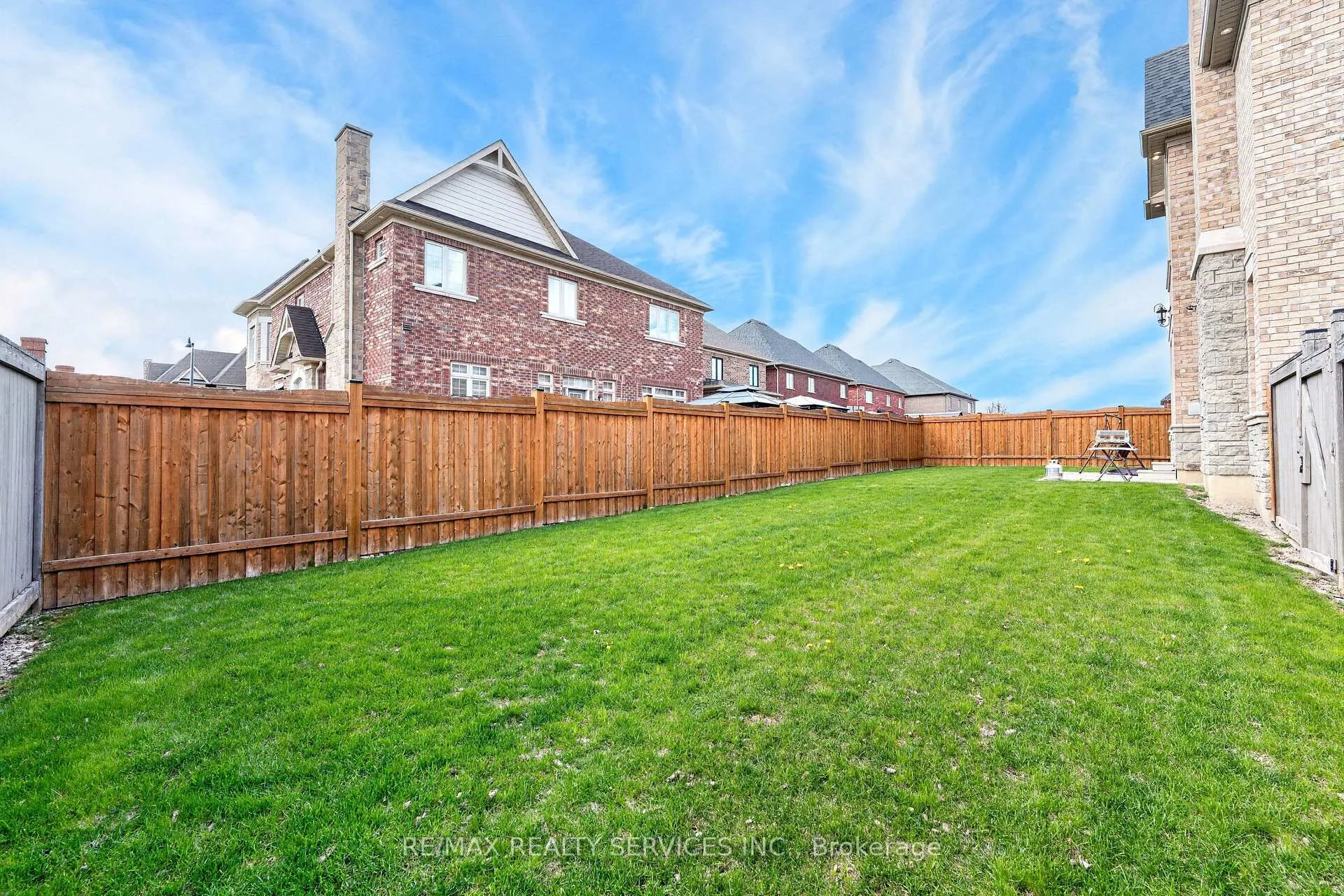 Photo 49 of 28 Pendergast Court, Brampton, Toronto Gore Rural Estate — HOMEH