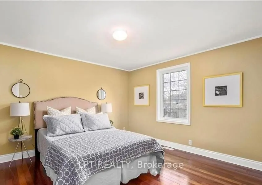 Photo 6 of 20 Gregory Street, Brampton, Downtown Brampton — HOMEH