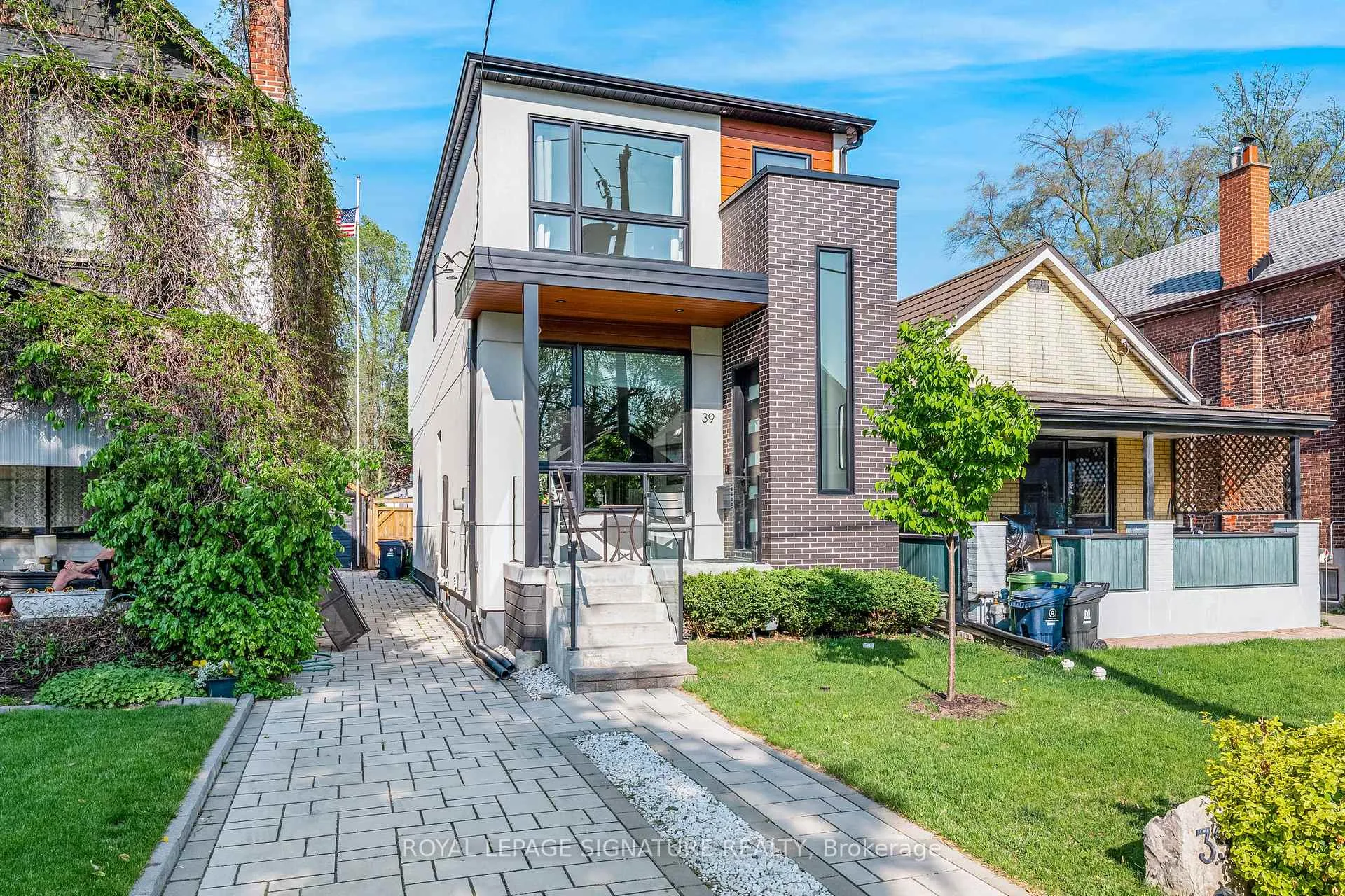 Front of 39 Coleridge Avenue