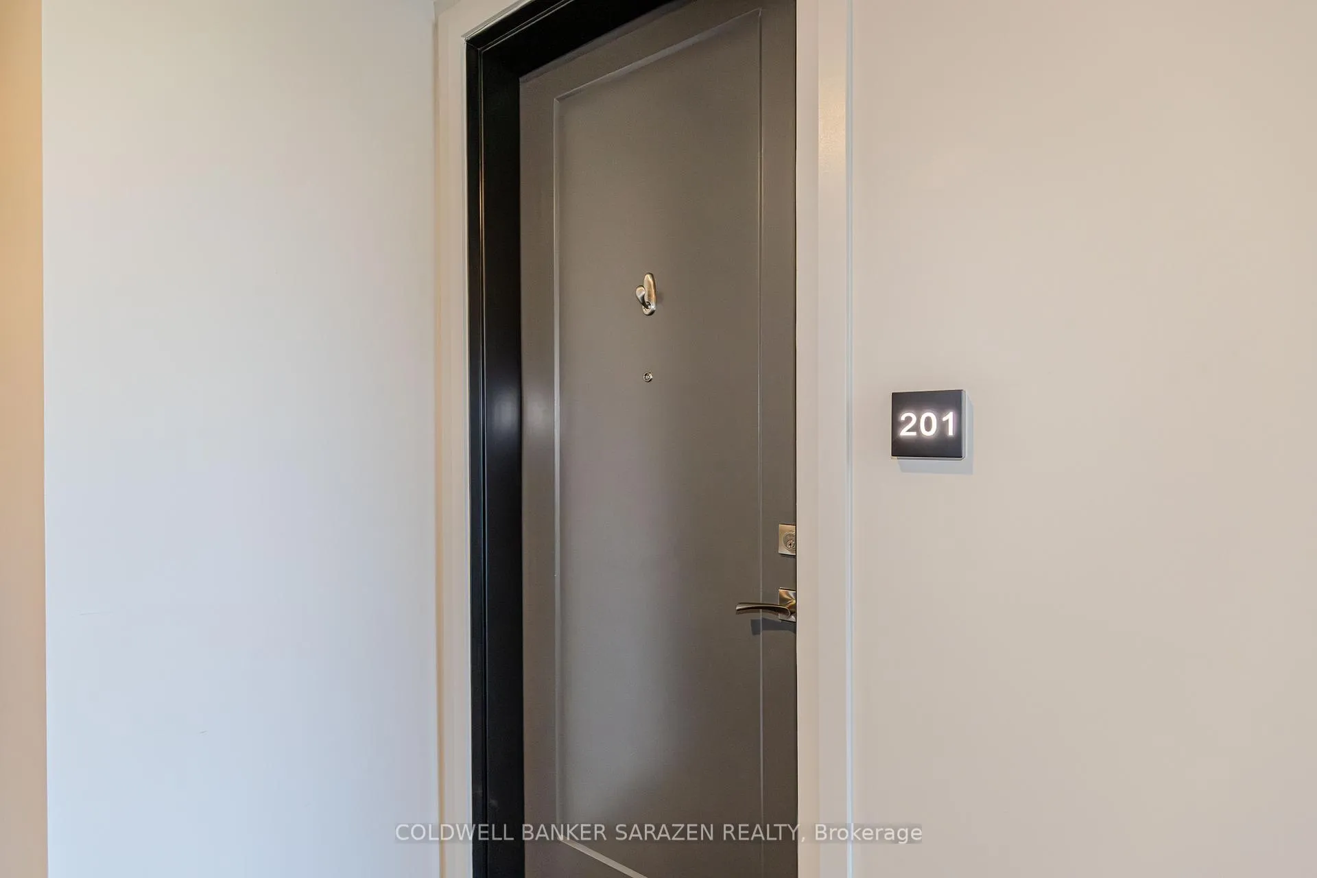 Photo 8 of Unit 201, 110 Cortile Private, Ottawa, Riverside South/Gloucester Glen — HOMEH