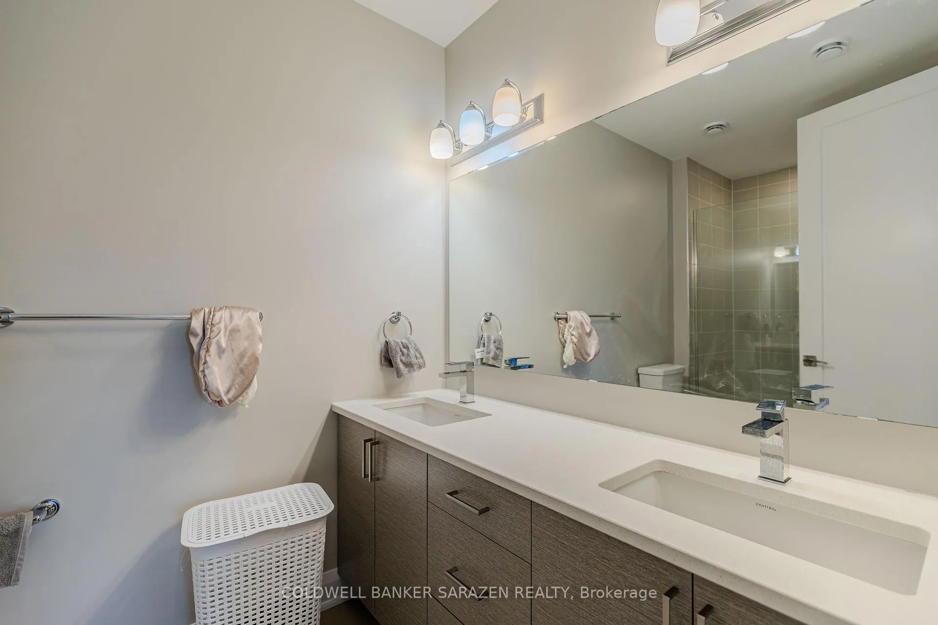 Photo 40 of Unit 201, 110 Cortile Private, Ottawa, Riverside South/Gloucester Glen — HOMEH