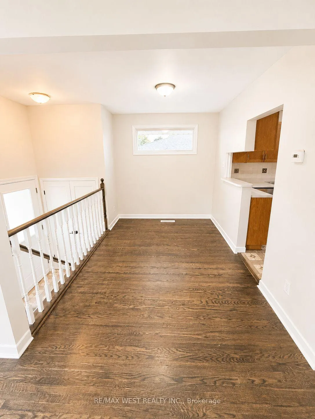 Photo 2 of Unit Main Floor, 120 Bell Drive, Whitby, Lynde Creek — HOMEH