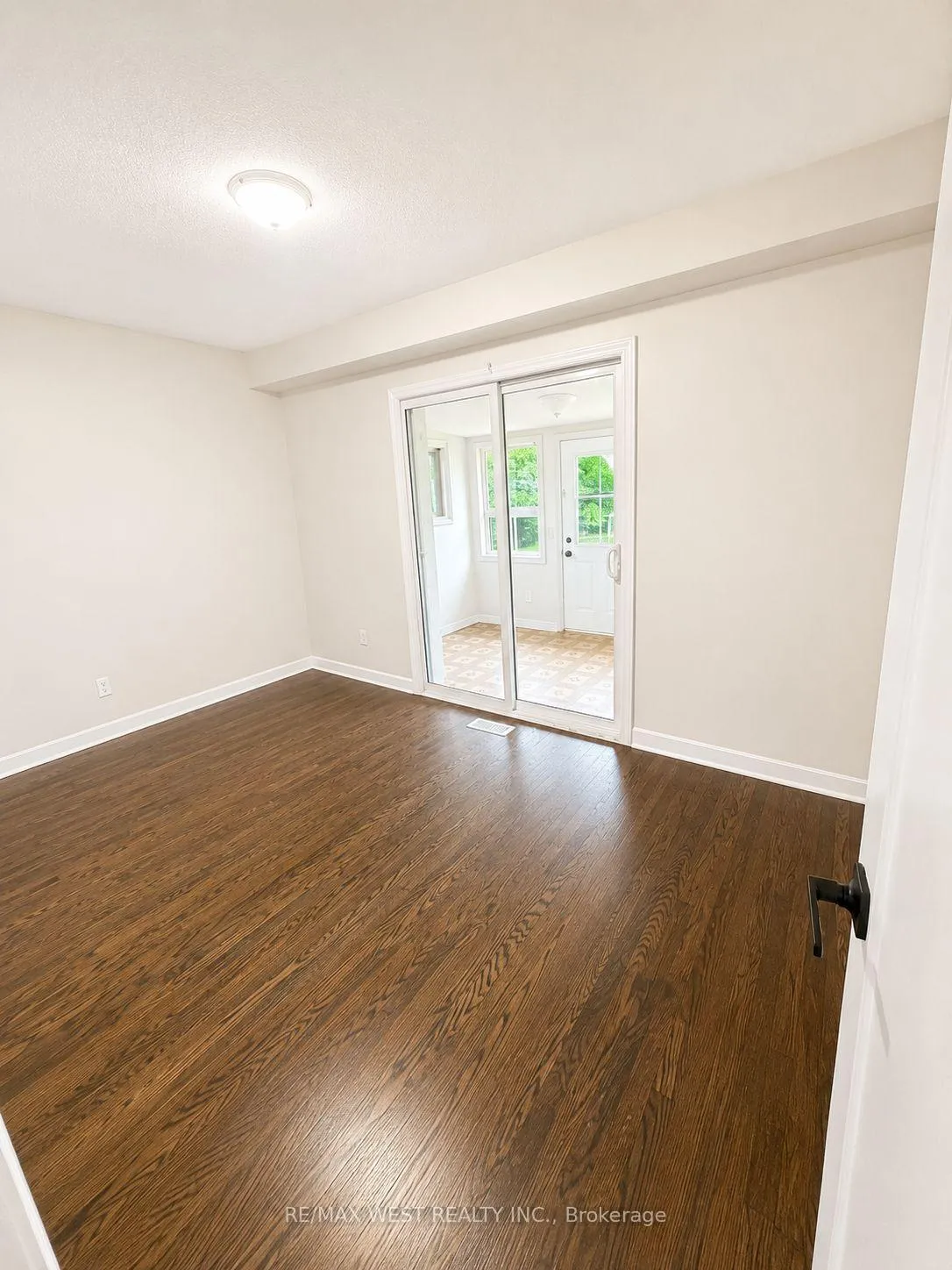 Photo 7 of Unit Main Floor, 120 Bell Drive, Whitby, Lynde Creek — HOMEH