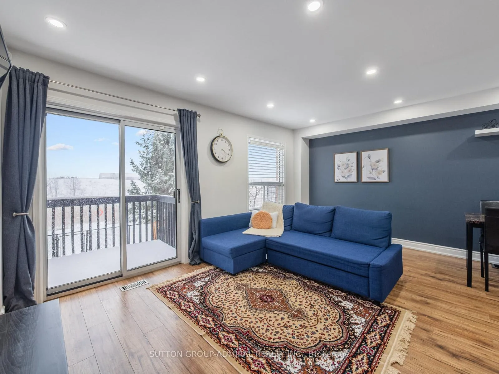 Photo 9 of 81 Parktree Drive, Vaughan, Maple — HOMEH