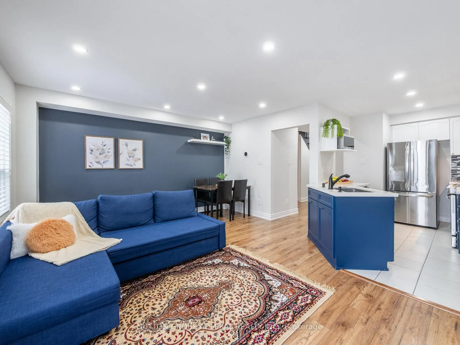 Photo 11 of 81 Parktree Drive, Vaughan, Maple — HOMEH