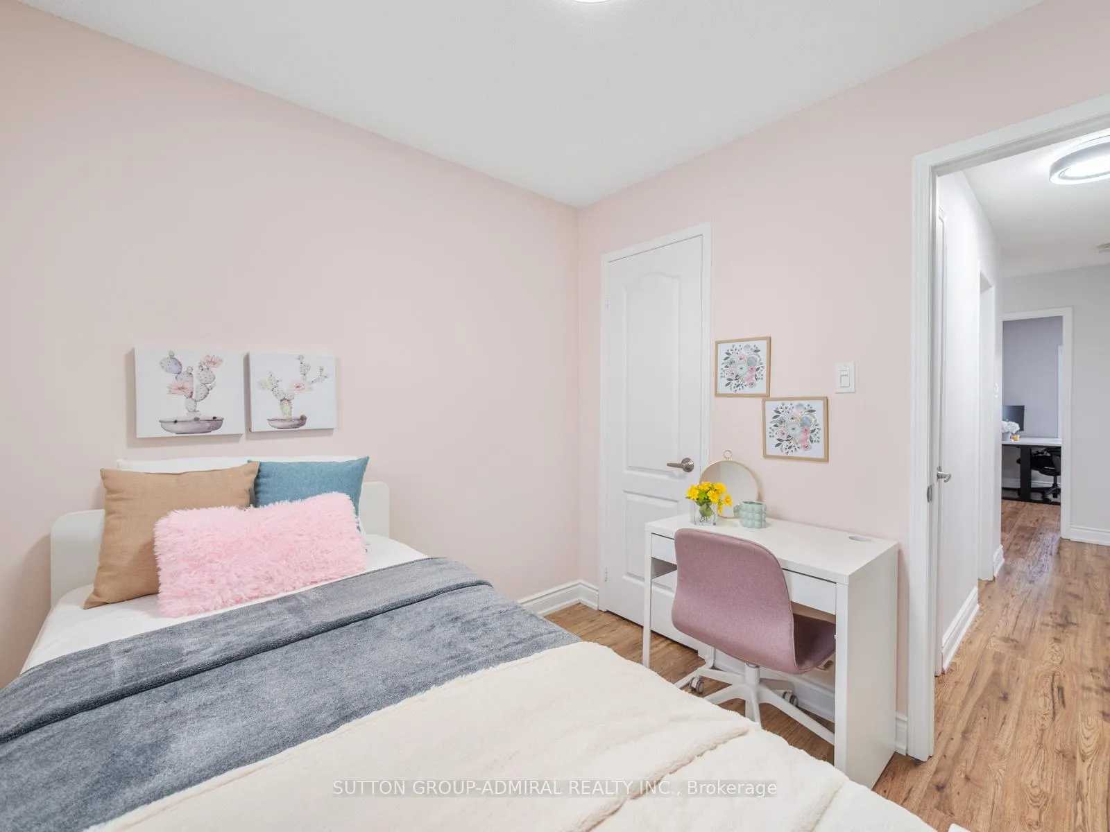 Photo 19 of 81 Parktree Drive, Vaughan, Maple — HOMEH
