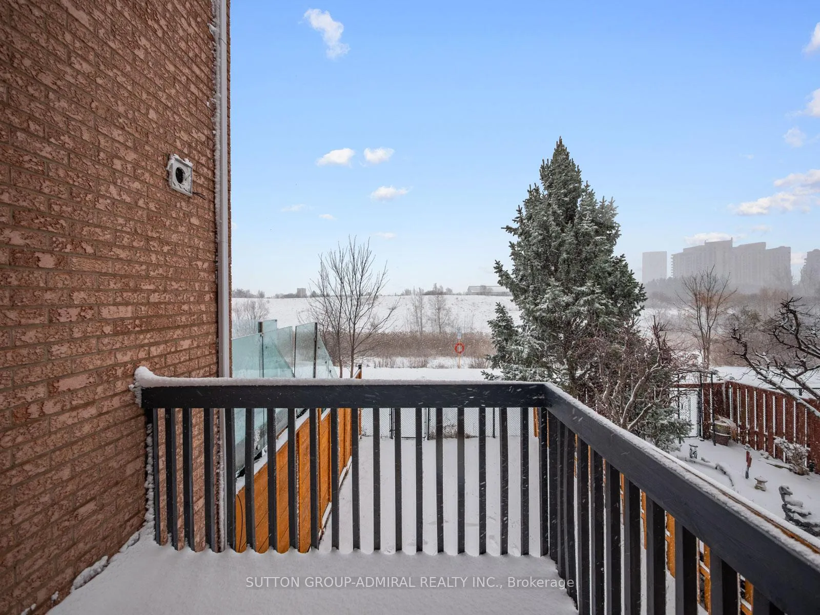 Photo 23 of 81 Parktree Drive, Vaughan, Maple — HOMEH
