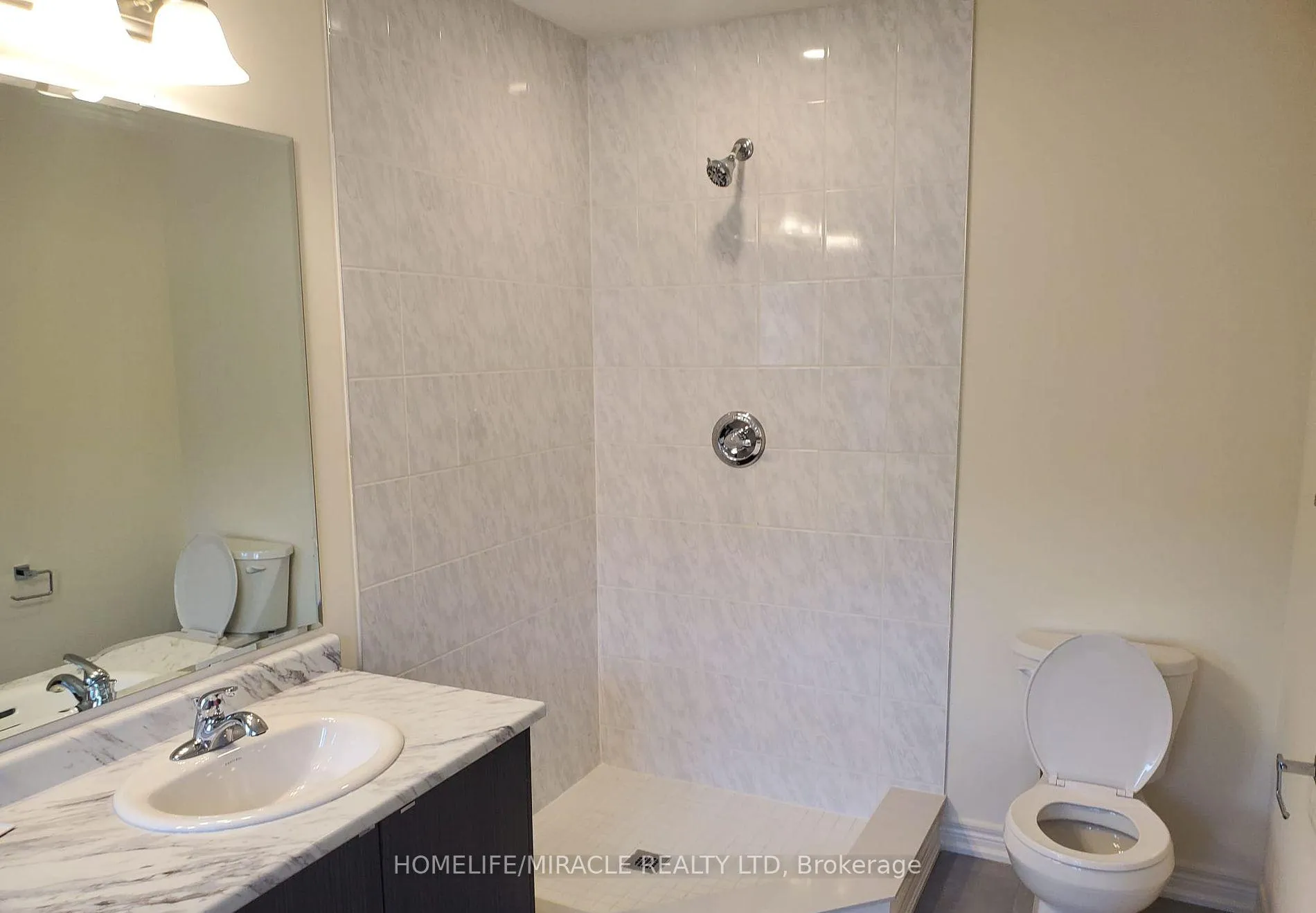 Photo 14 of 12 Gosset Road, Brampton, Brampton West — HOMEH