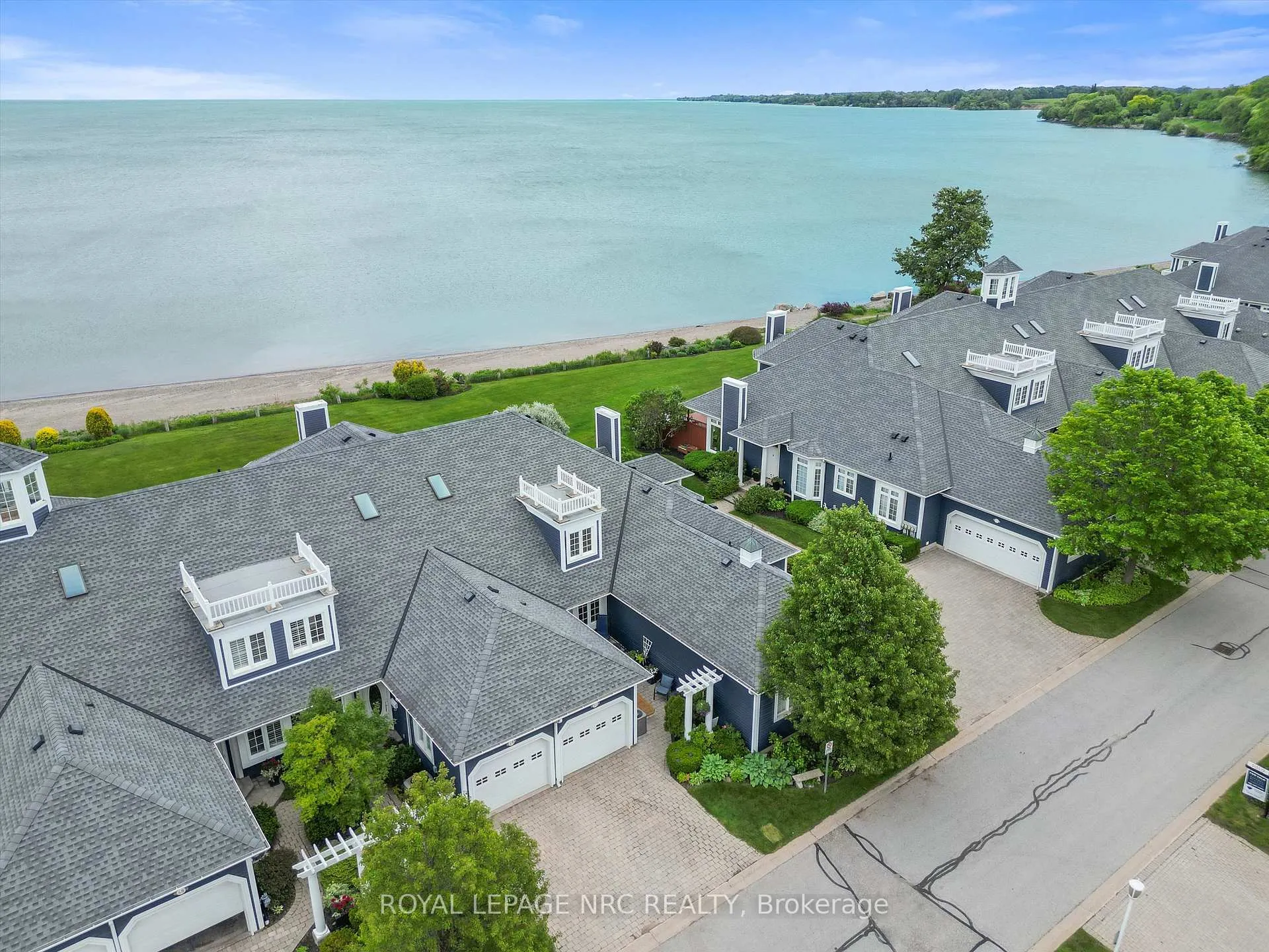 Photo 3 of Unit 50, 11 Lakeside Drive, St. Catharines, Port Weller — HOMEH